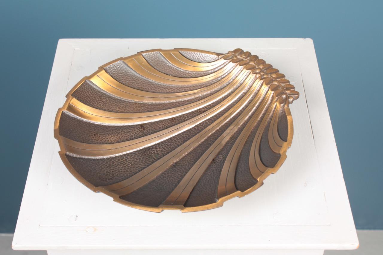 Danish Scallop Shell Dish in Solid Brass, Designed and Made in Denmark, 1940s For Sale