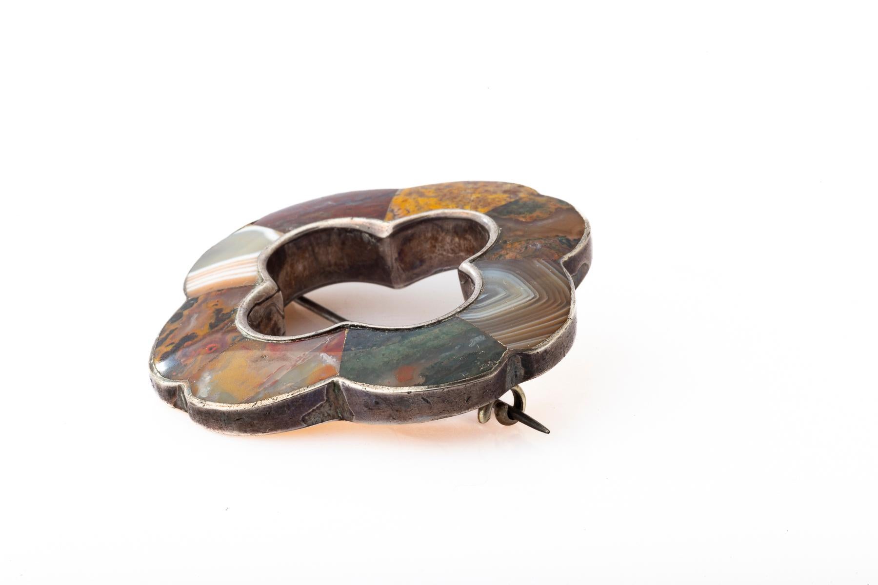 Victorian Scalloped Brooch of Scottish Agate and Silver For Sale