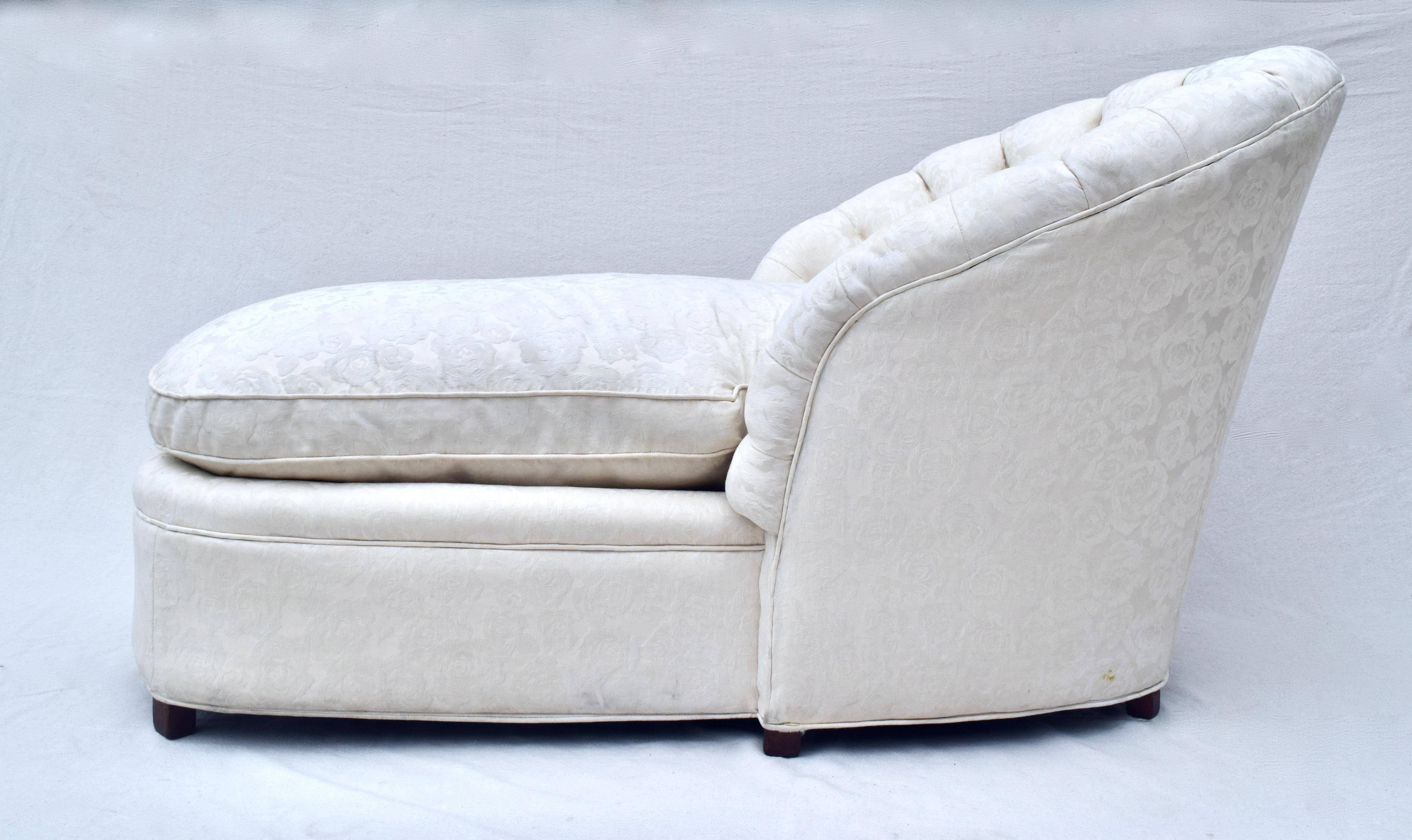 American Scalloped Channel Back Clamshell Form Chaise Lounge