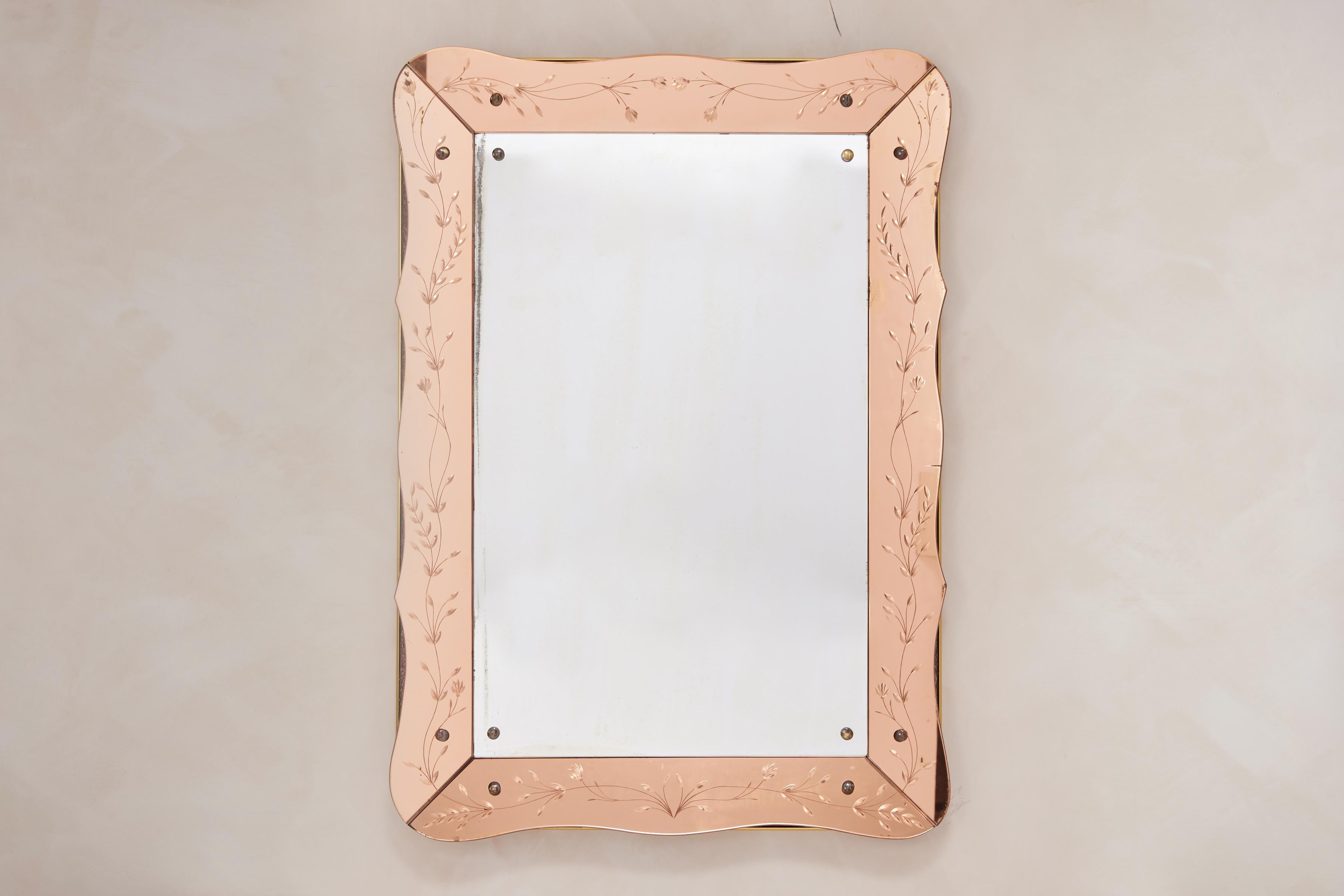 Scalloped Cristal Art Mirror In Good Condition In Beverly Hills, CA