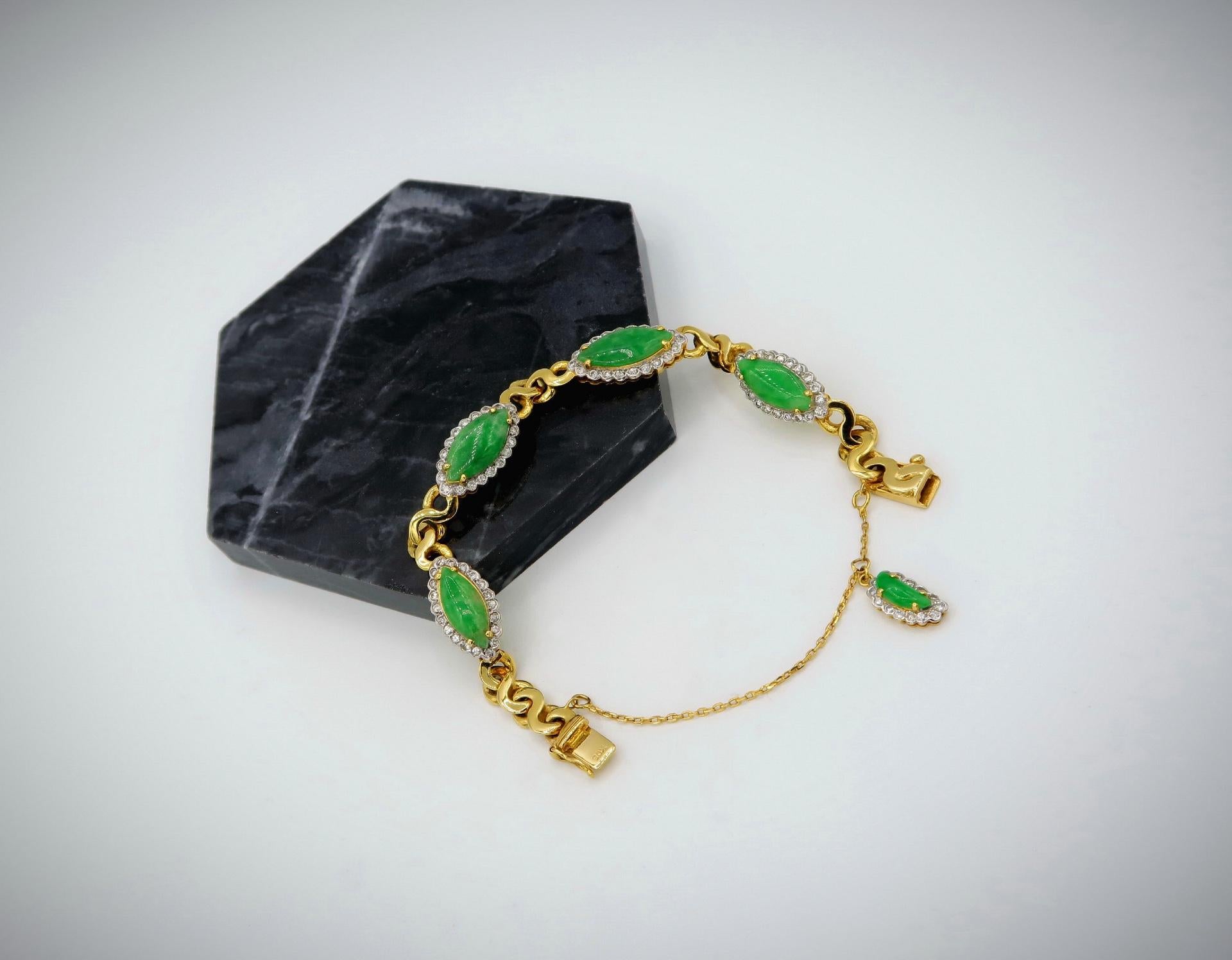 Marquise Cut Scalloped Diamond Edge Untreated Apple Green Burmese Jadeite Jade Gold Bracelet For Sale