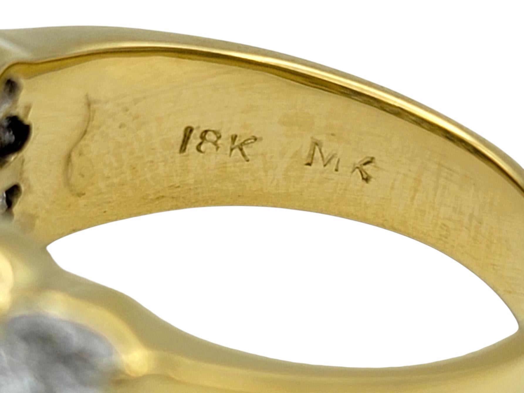 Bague à bord festonné avec diamant taille princesse et marquise en or jaune 18 carats en vente 1