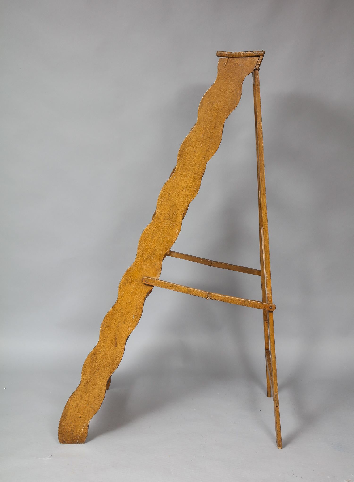 Scalloped Folding Ladder 3