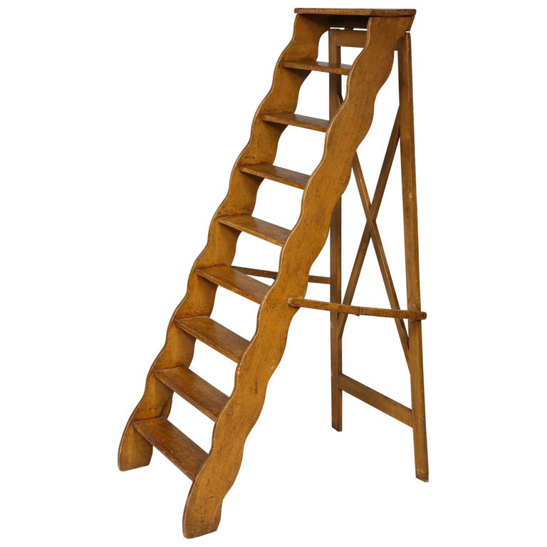 1:12 scale Wooden Step Ladder folds up U3192