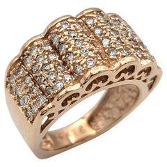 Scalloped multi row diamond band ring