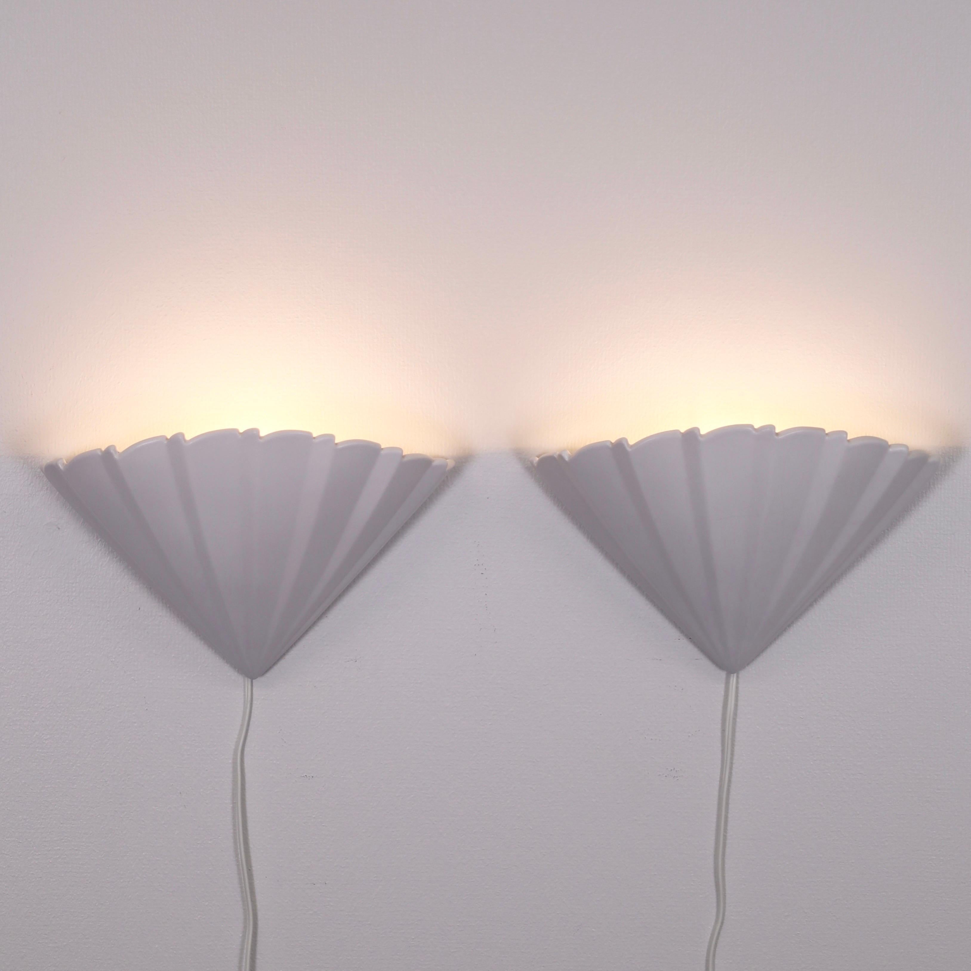 Scalloped Porcelain Sconces by Søholm, Denmark In Good Condition For Sale In Værløse, DK