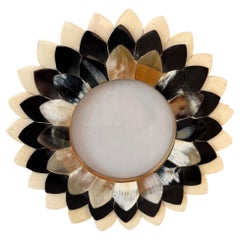 Scalloped Round Picture Frame in White and Brown Horn Bone Inlaid
