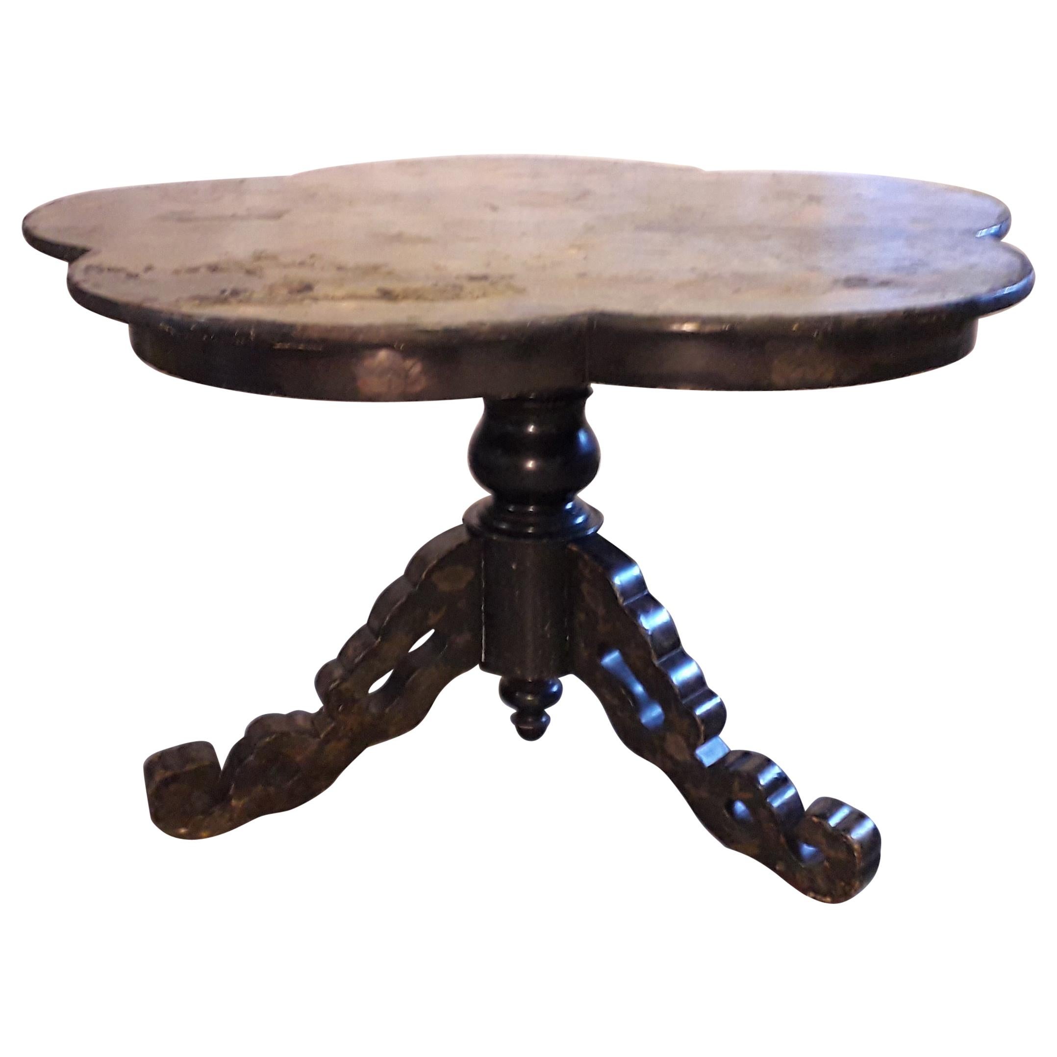 Scalloped Shaped Chinoiserie Centre Dining Table 2