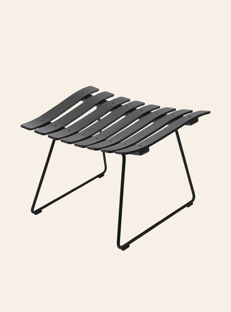 Otomana Scandia de Fjord Fiesta en madera chapada o lacada y estructura de metal Moderno en venta
