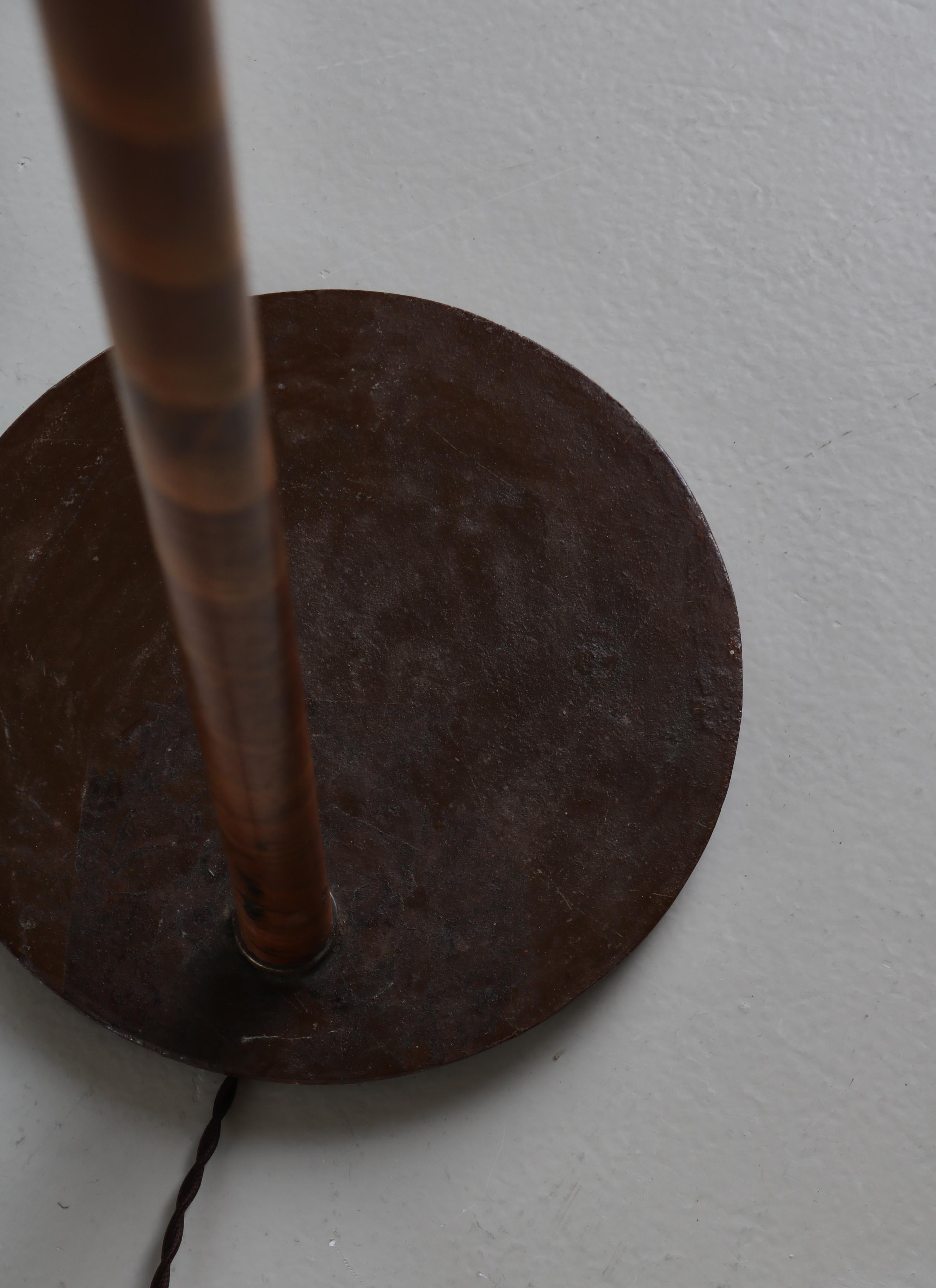 Scandianvian Art Deco Floor Lamp in Brass & Birch Veneer, Denmark, 1930s For Sale 6