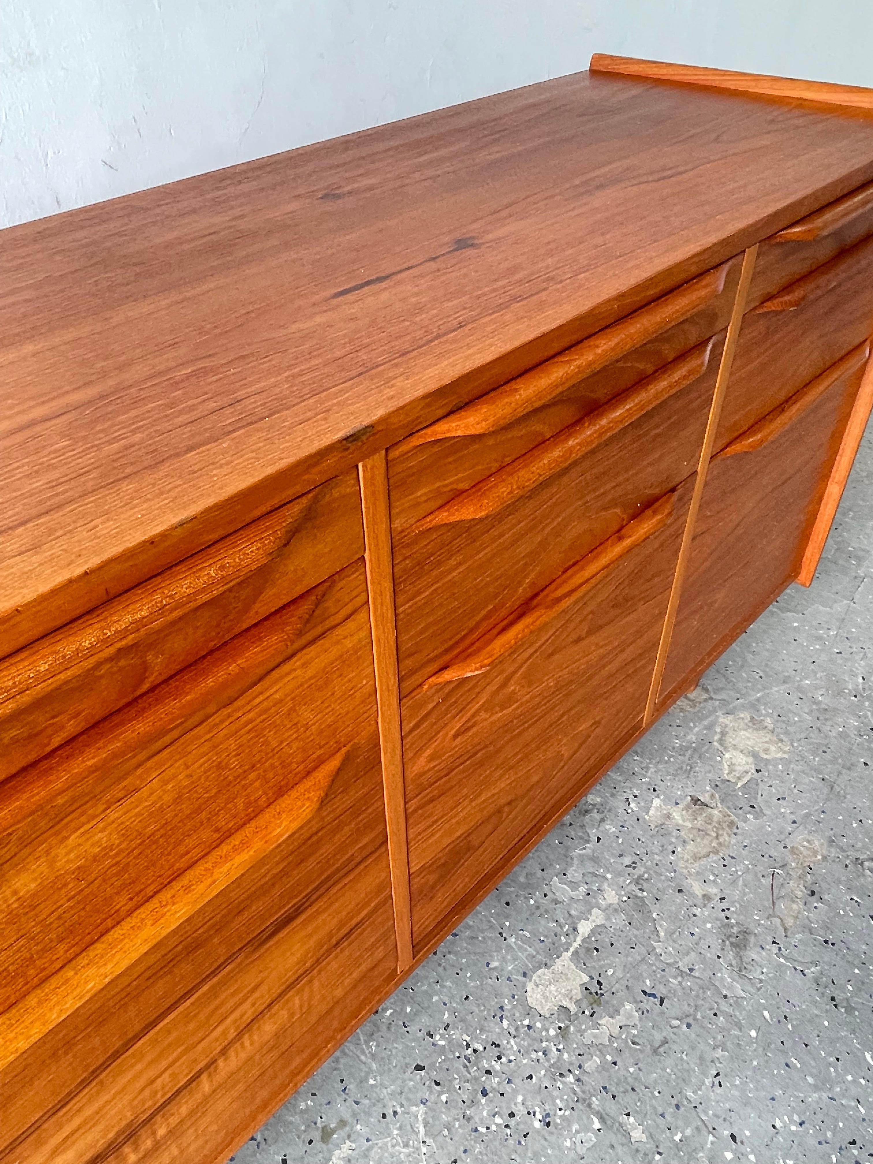 Scandiline Danish Mid Century Modern Office Teak 12 drawer Credenza 2