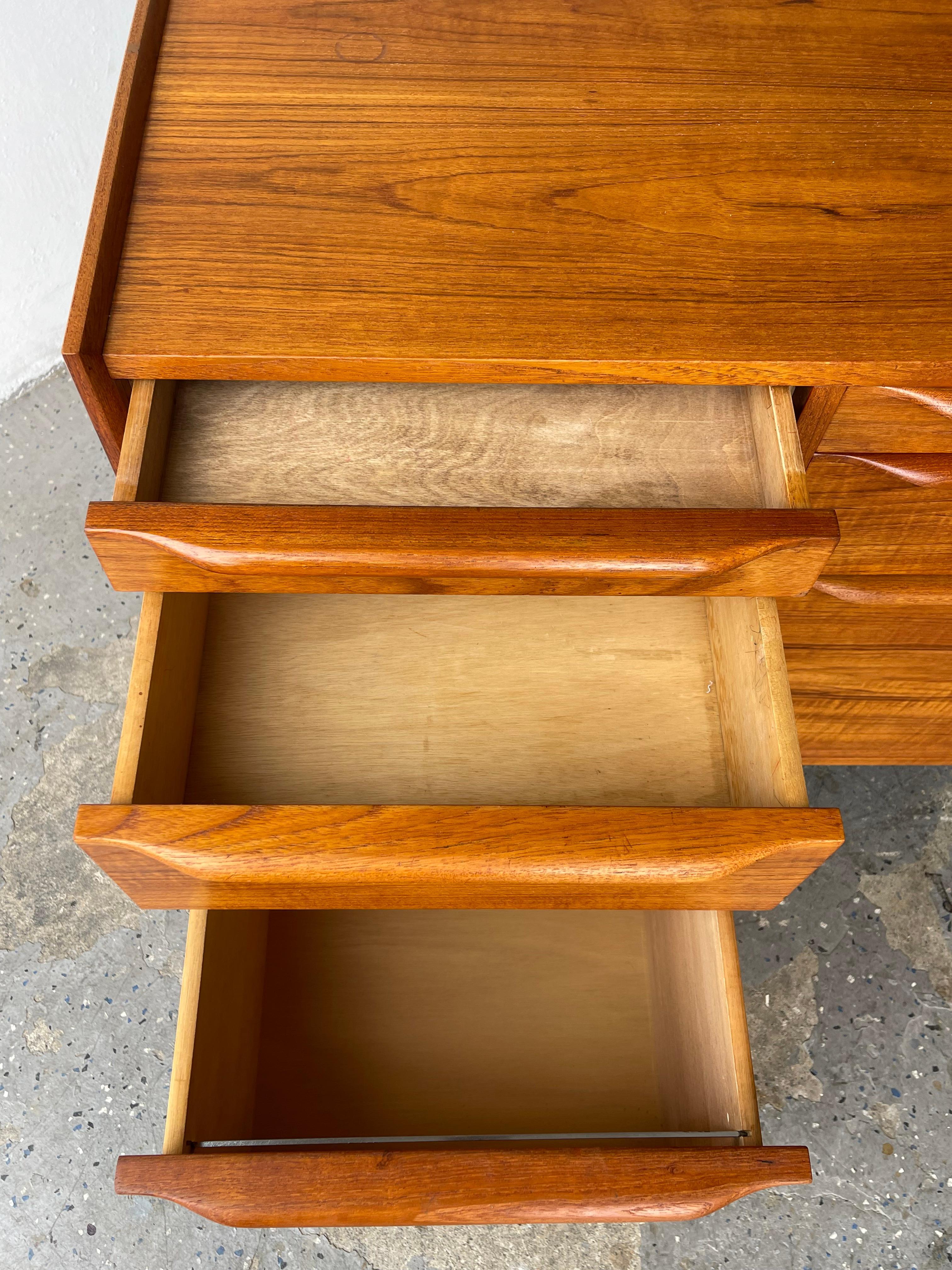 Scandiline Danish Mid Century Modern Office Teak 12 drawer Credenza 3