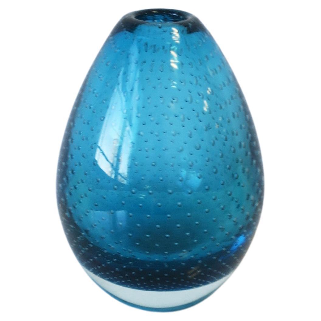 Vase en verre d'art bleu moderne scandinave, mi-siècle moderne