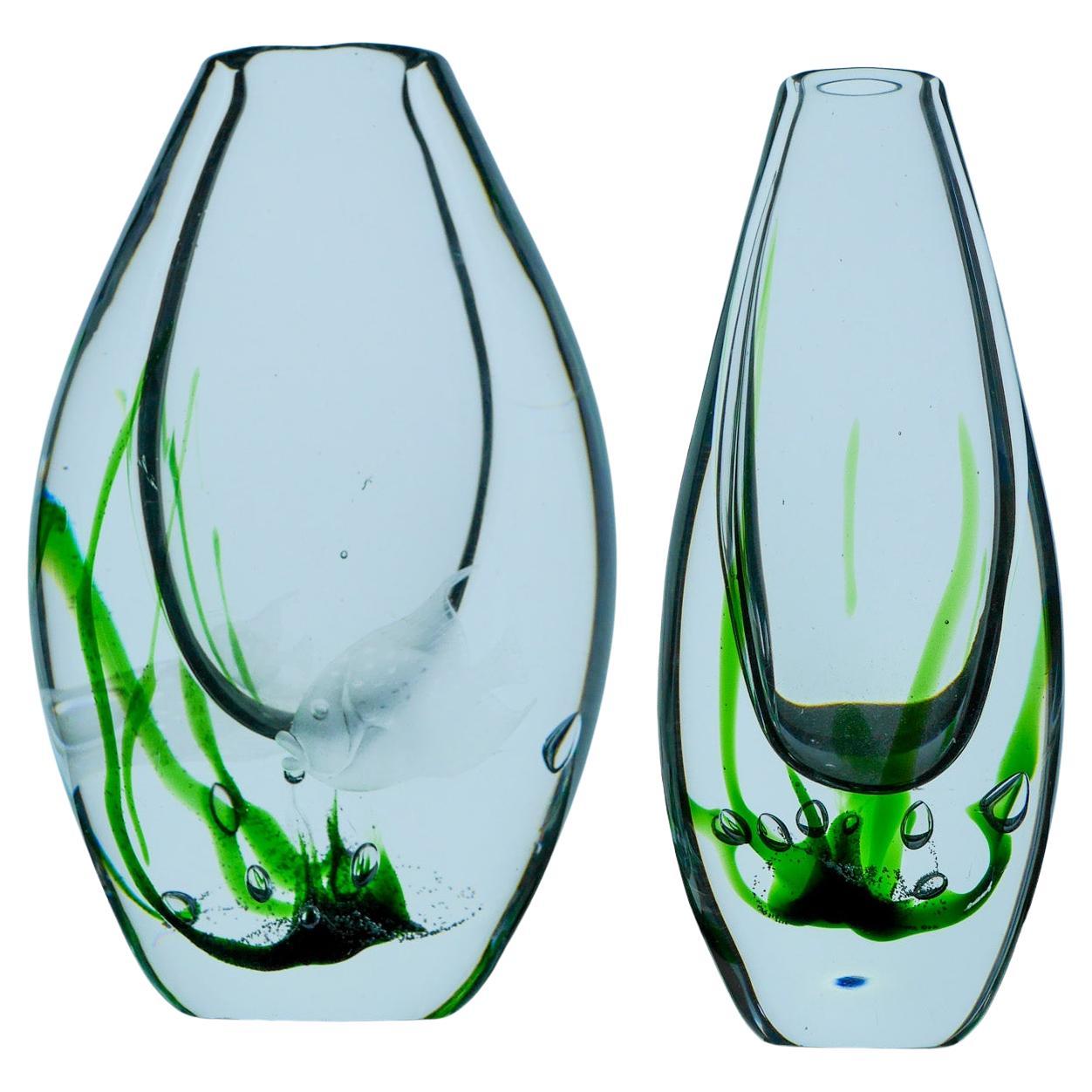 Scandinavia modern seaweed and fish vases made by Vicke Lindstrand Kosta, Sweden For Sale