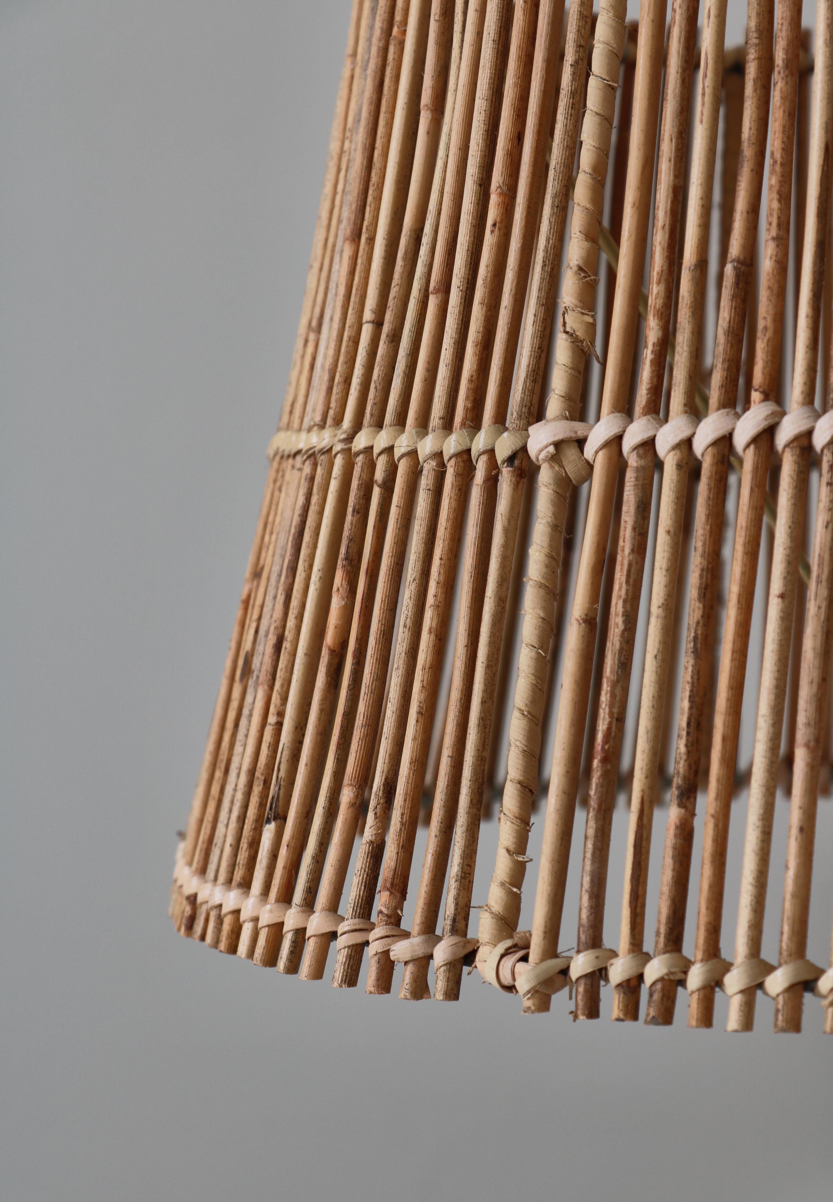 Lampe de table en céramique et rotin The Moderns par Jette Hellerøe, 1970 en vente 7