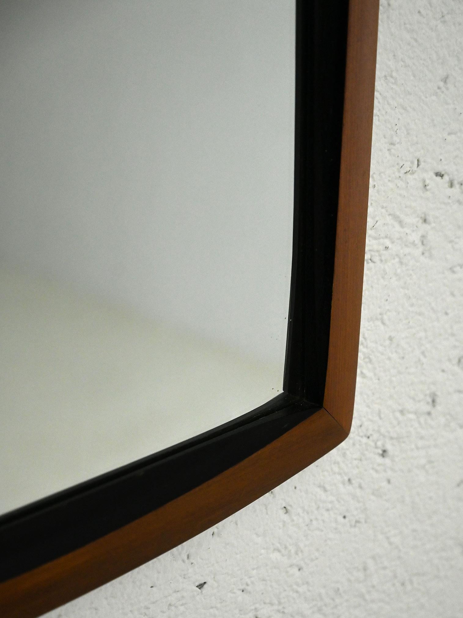 Scandinavian 1960s mirror In Good Condition For Sale In Brescia, IT