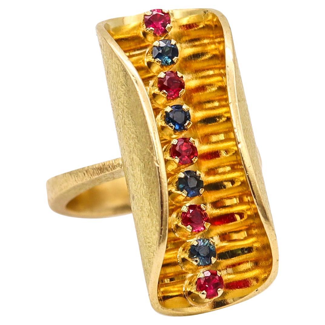 Scandinavian 1970 Op-Art Sculptural Ring in 18Kt Gold with Sapphires and Rubies For Sale