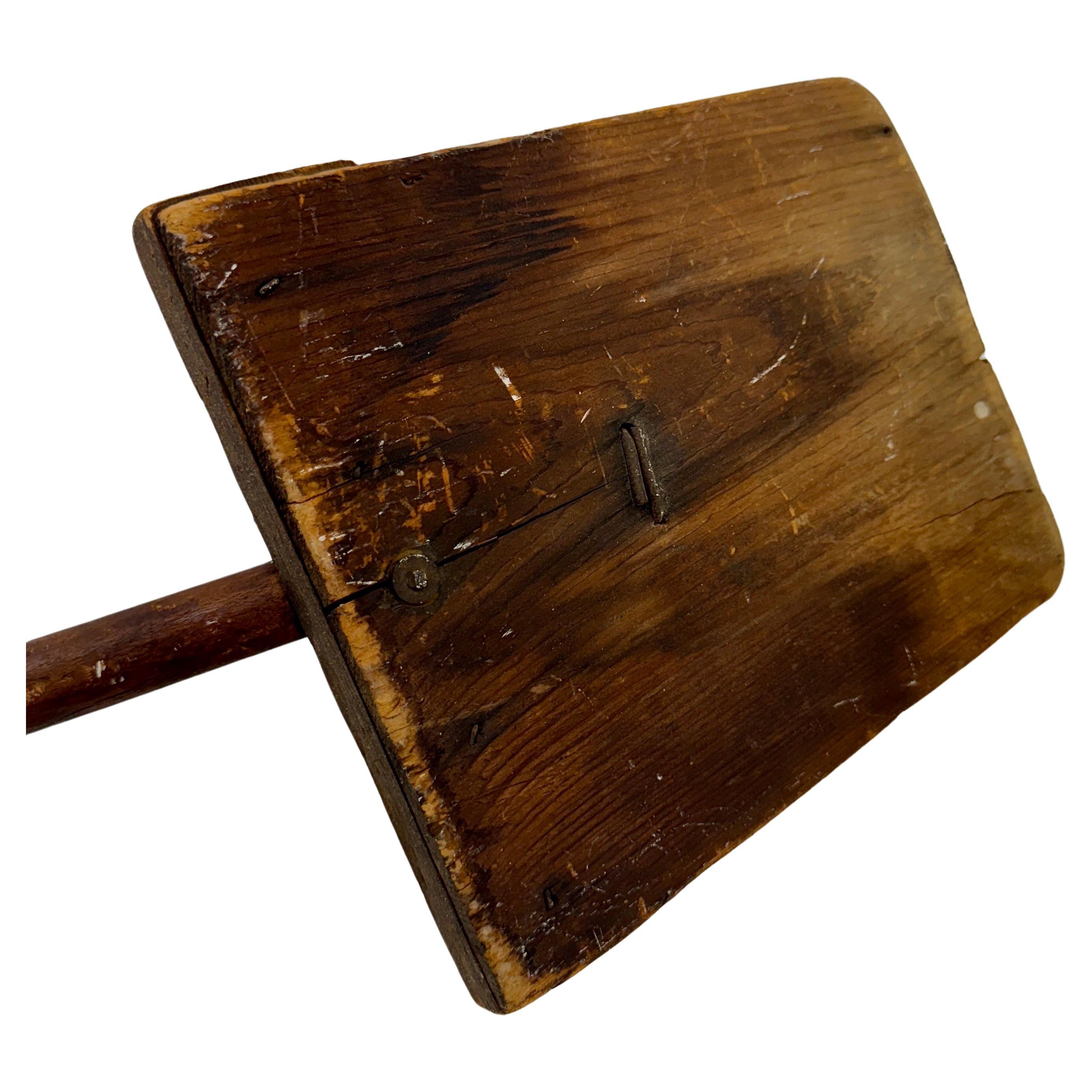 Hand-Crafted Scandinavian 19th Century Folk Art Wood Grain Shovel For Sale