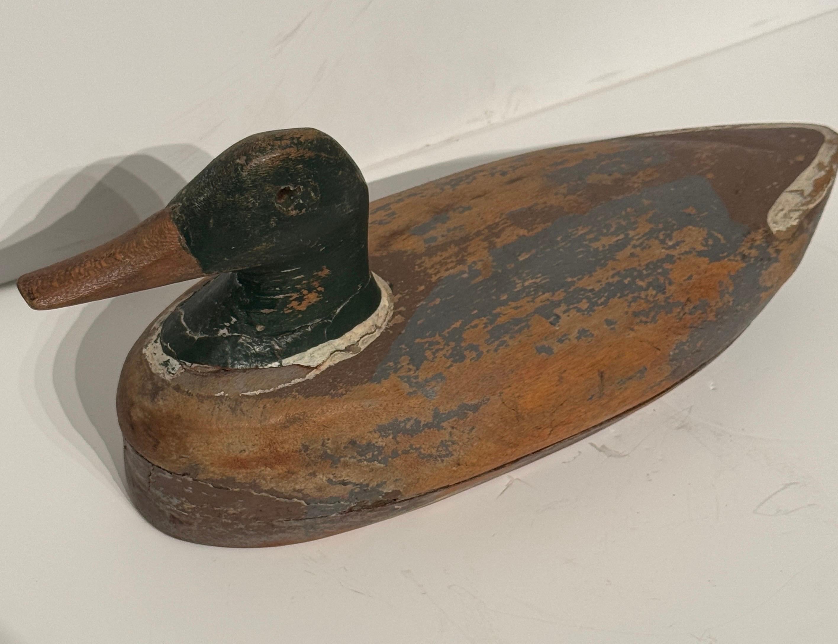 Señuelo de pato escandinavo del siglo XIX de arte popular tallado a mano Madera