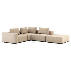Skandinavisches 3-Sitz-Sofa mit Chaise Longue-Landschaftsform aus Holz und Textilien