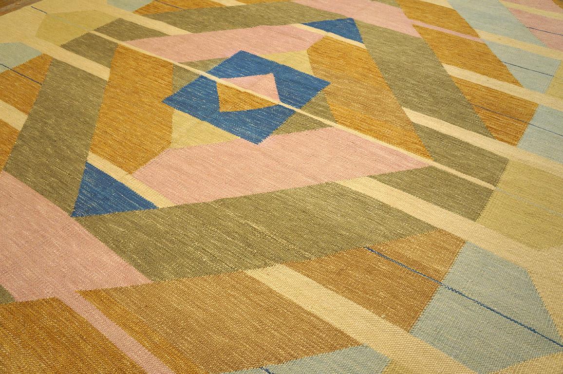 Contemporary Scandia Carpet ( 7' x 10'3