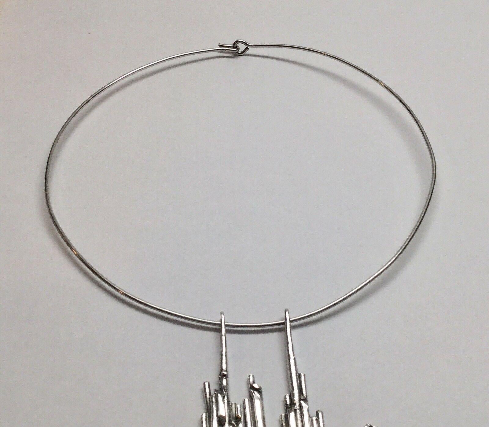 Scandinavian 835 Silver I.B.H Modernist Bark Style Pendant Collar Necklace In Good Condition For Sale In Washington Depot, CT