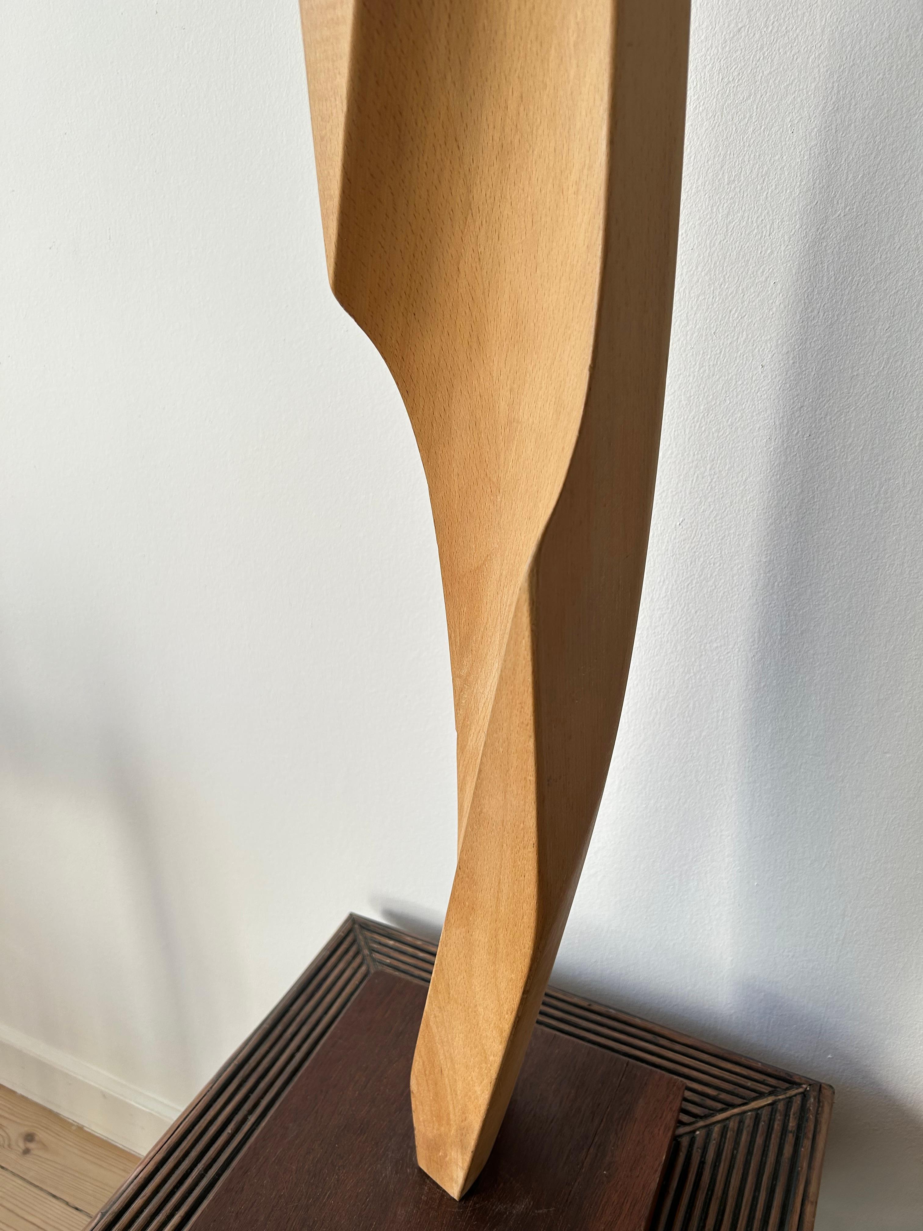 Skandinavische abstrakte Holzskulptur 1960er Jahre (Skandinavische Moderne) im Angebot