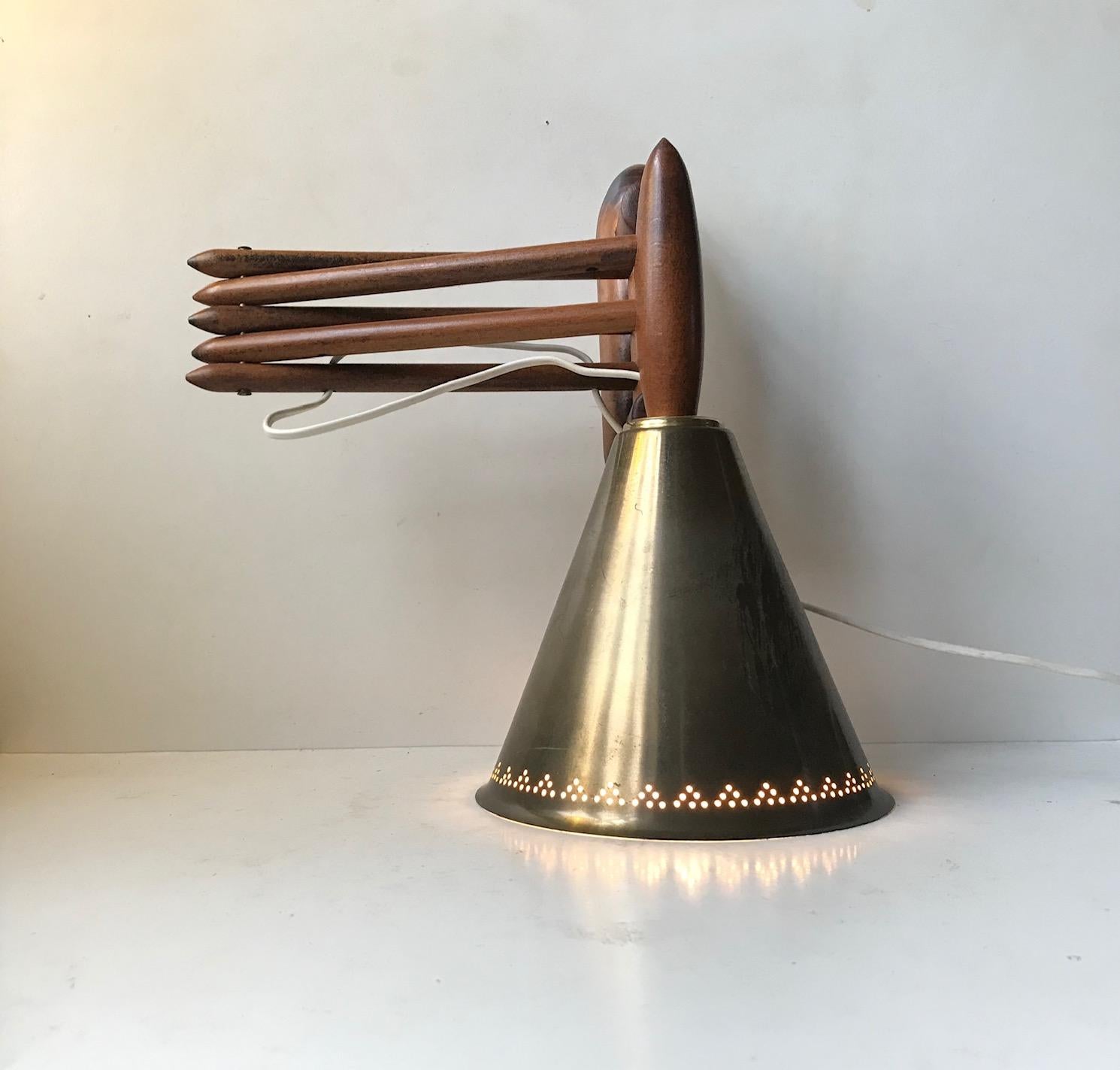 Scandinavian Modern Scandinavian Accordion Wall Lamp in Teak and Brass, 1970s