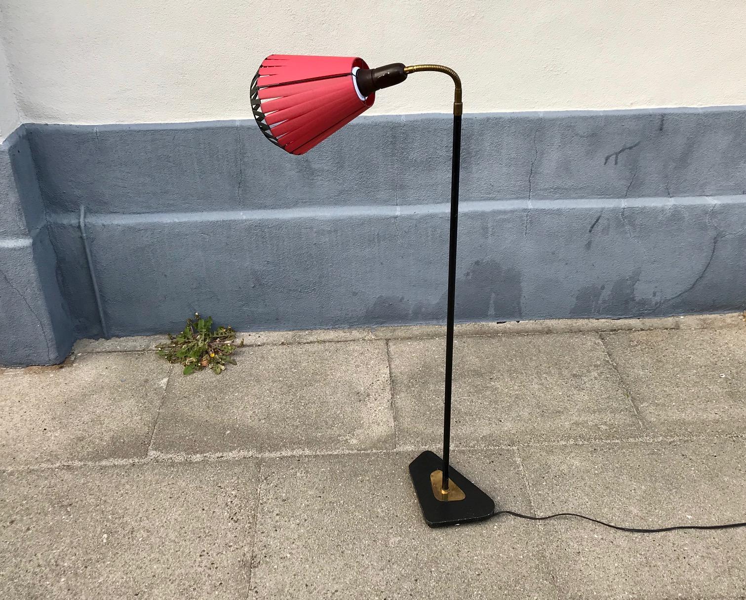 Lampadaire scandinave réglable, années 1950 en vente 2