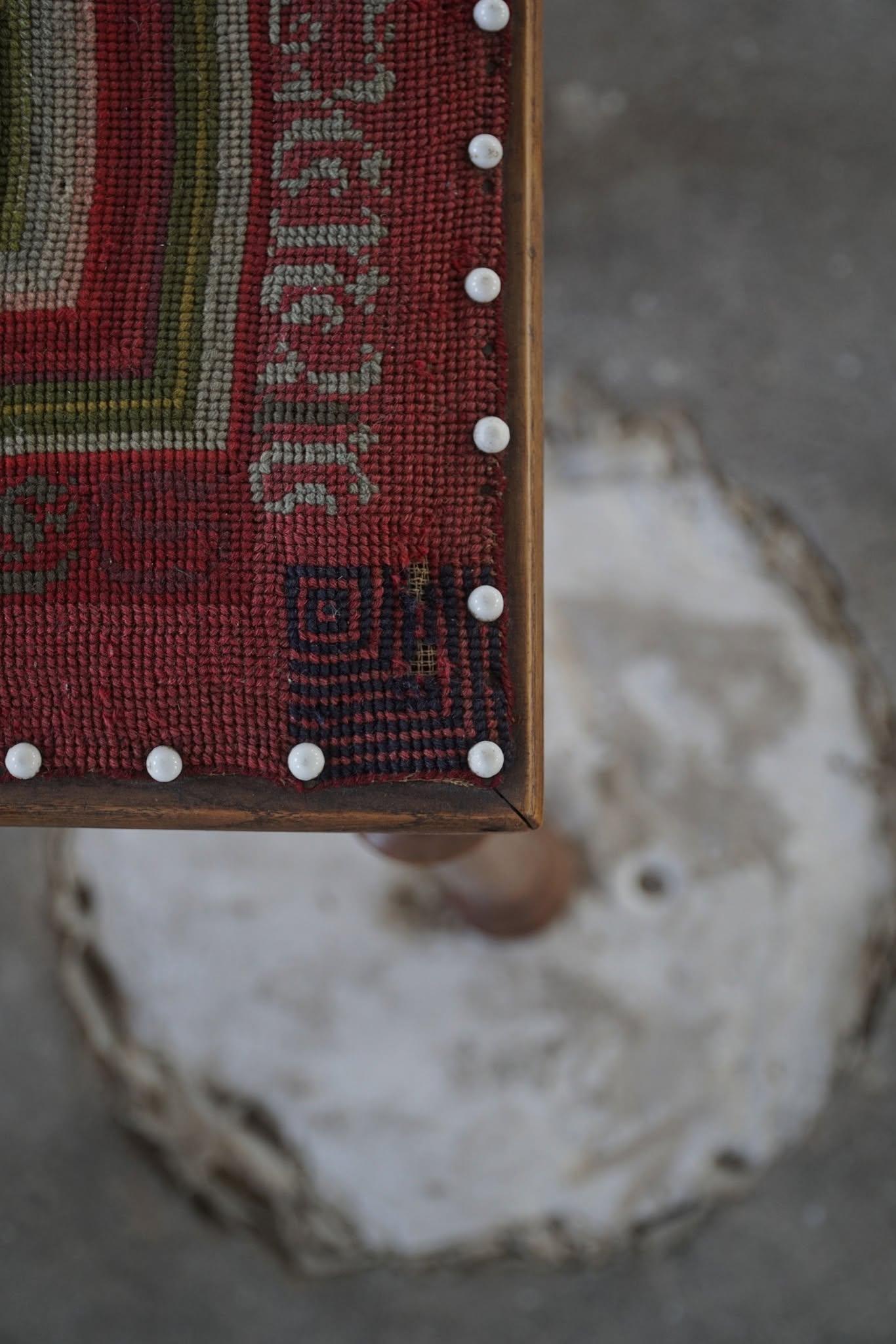 Scandinavian Almue Stool in Wood & Fabric, Late 19th Century en venta 1