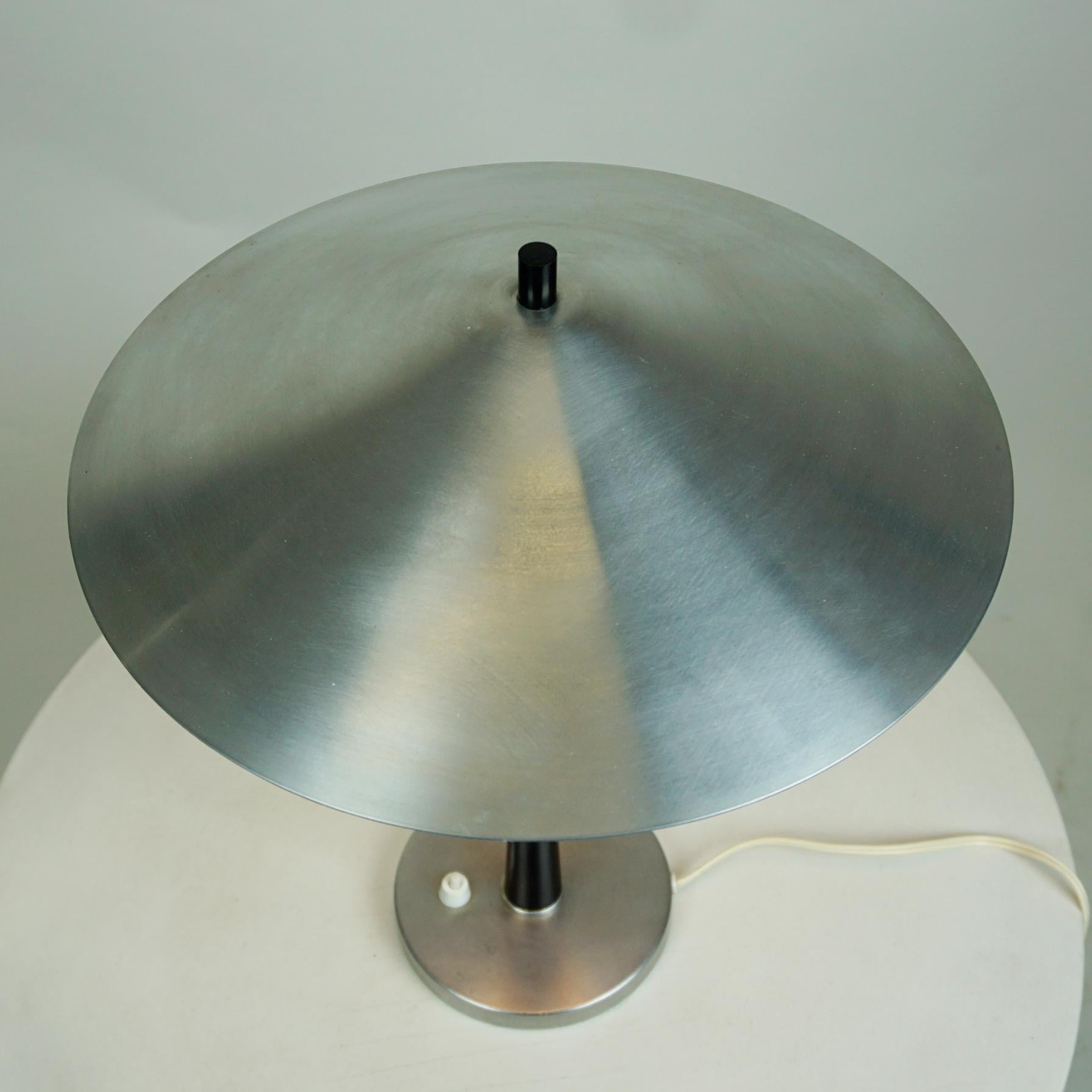 Scandinavian Aluminum and Opaline Glass Table Lamp by Fog & Mørup, Denmark In Good Condition For Sale In Vienna, AT