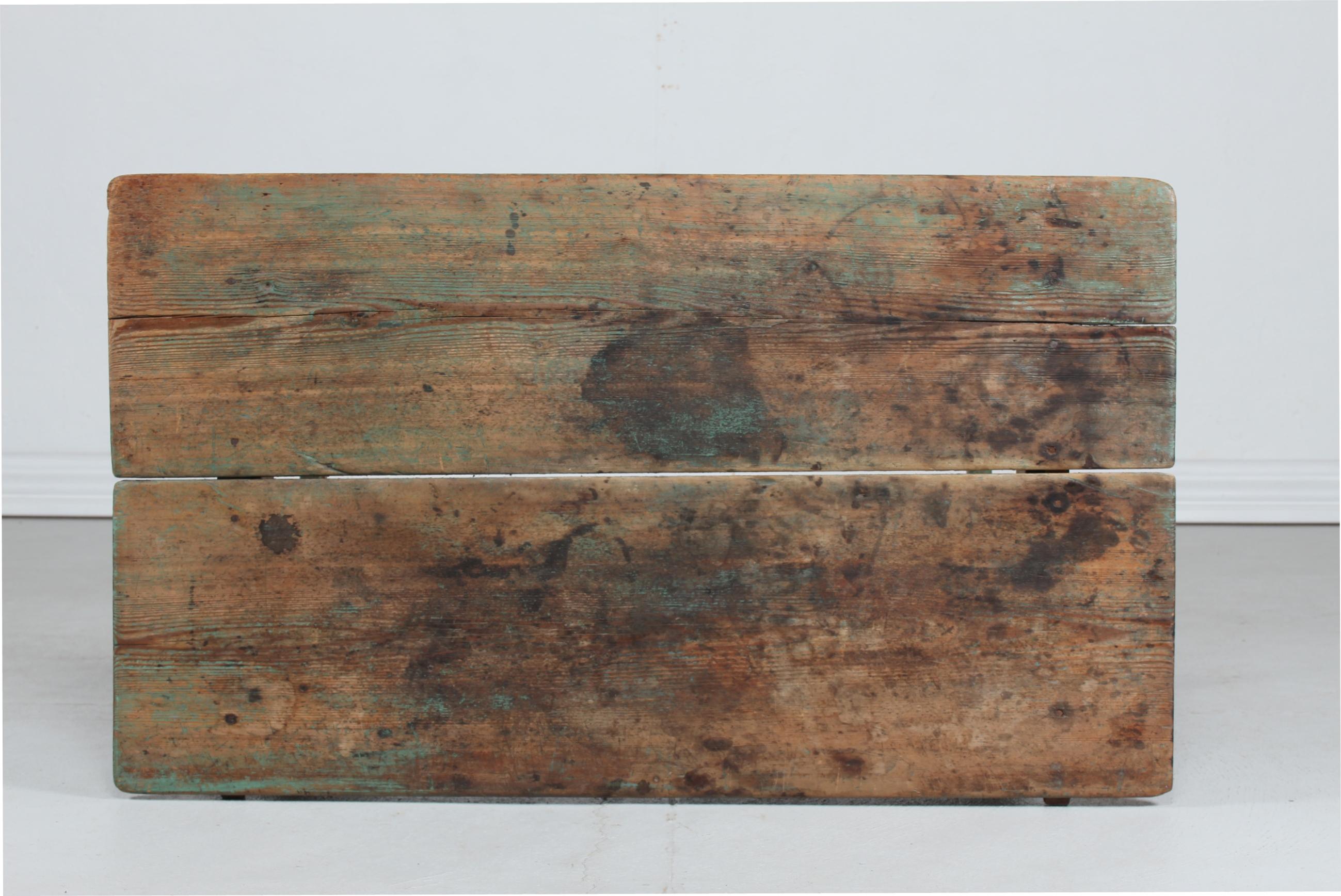 antique green wood stain