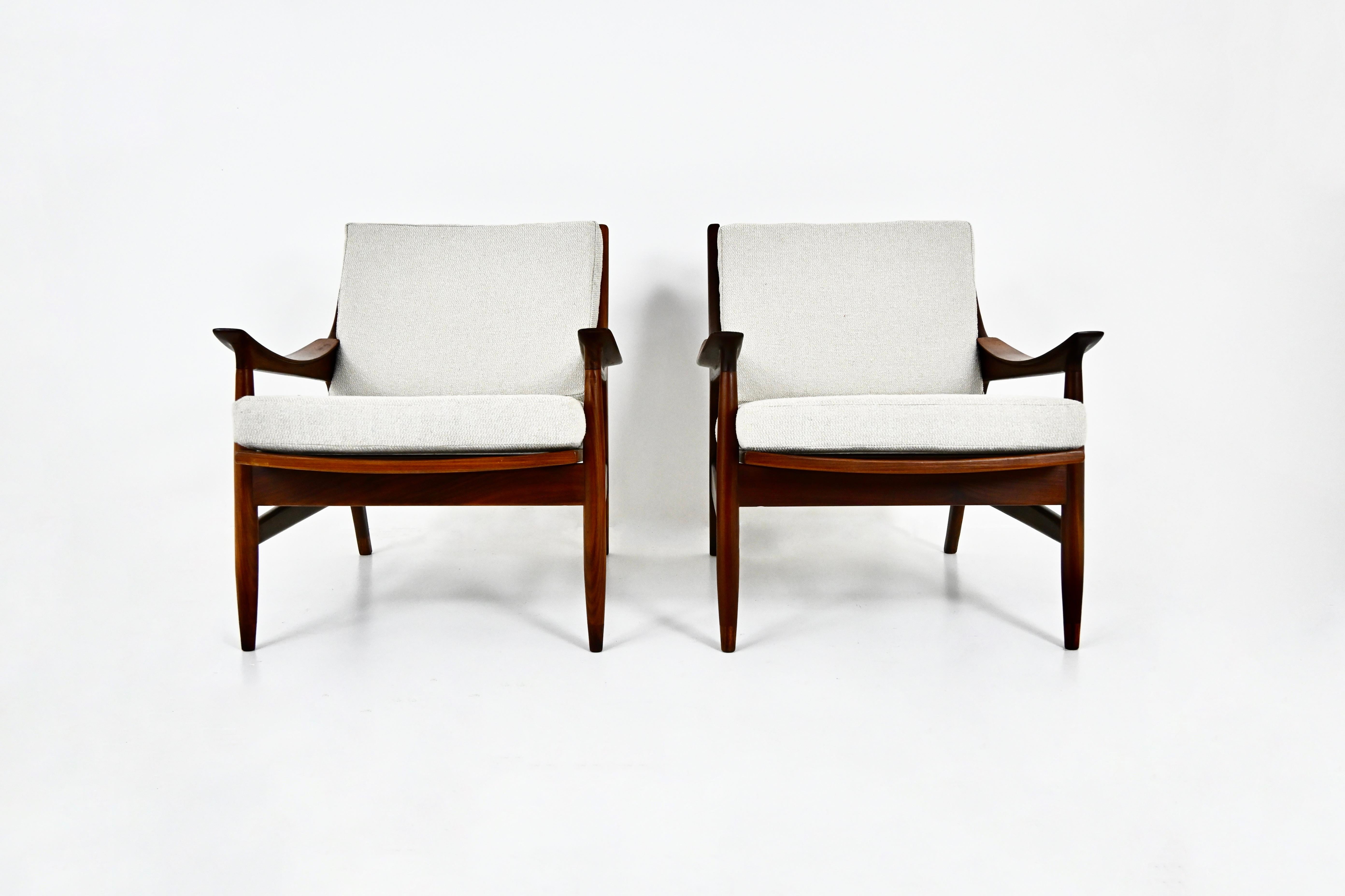 Danois Scandinavian Armchairs, 1960s Set of 2 en vente