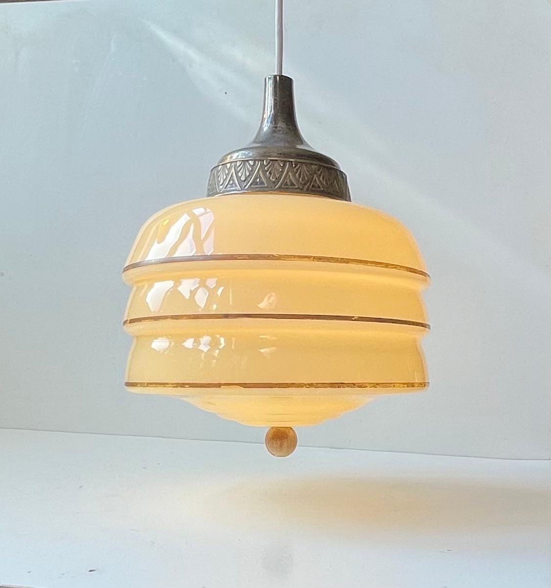 Scandinavian Art Deco 'Beehive' Pendant Lamp in Beige Opaline Glass & Brass In Good Condition For Sale In Esbjerg, DK