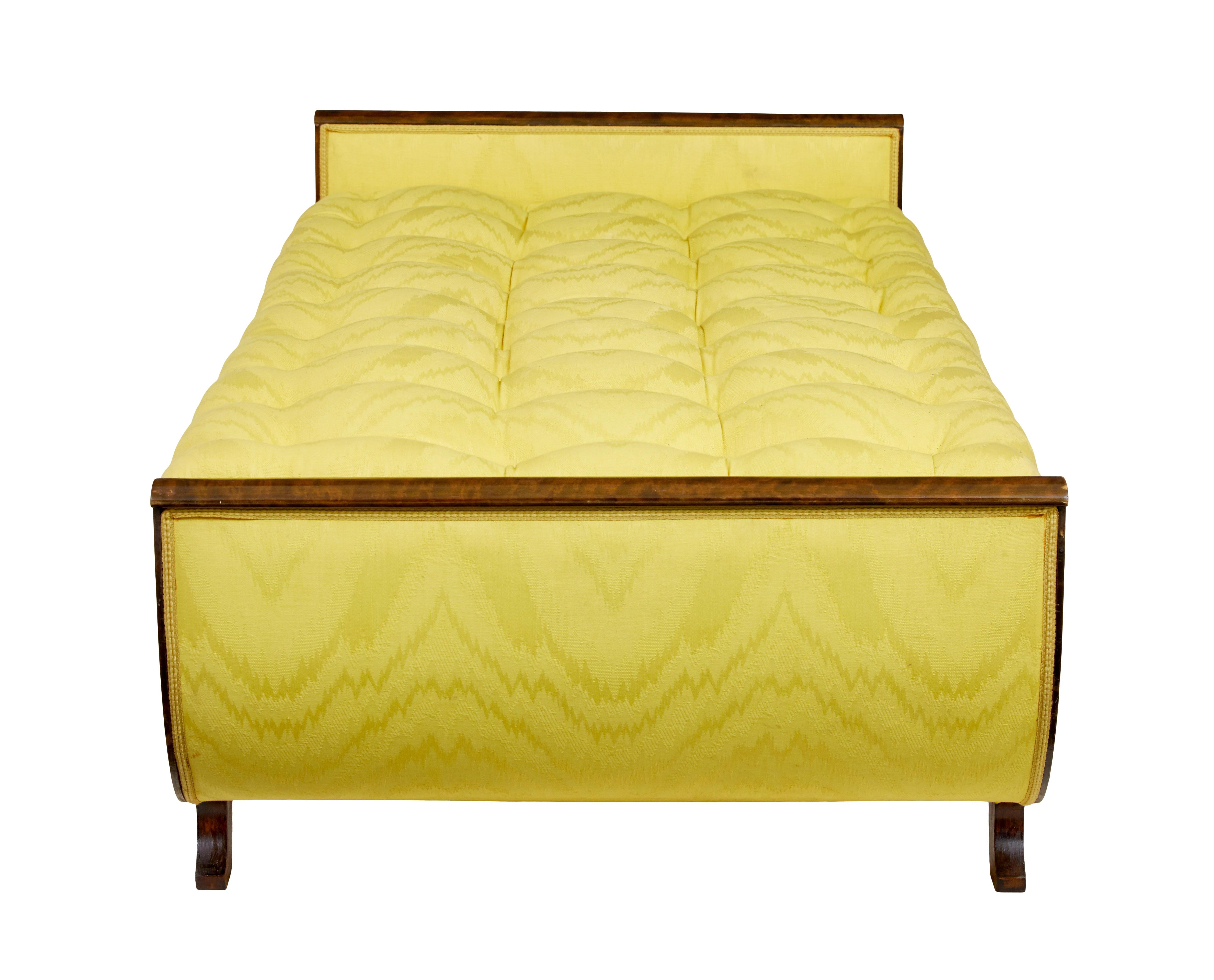 Hand-Crafted Scandinavian art deco birch and kingwood chaise For Sale