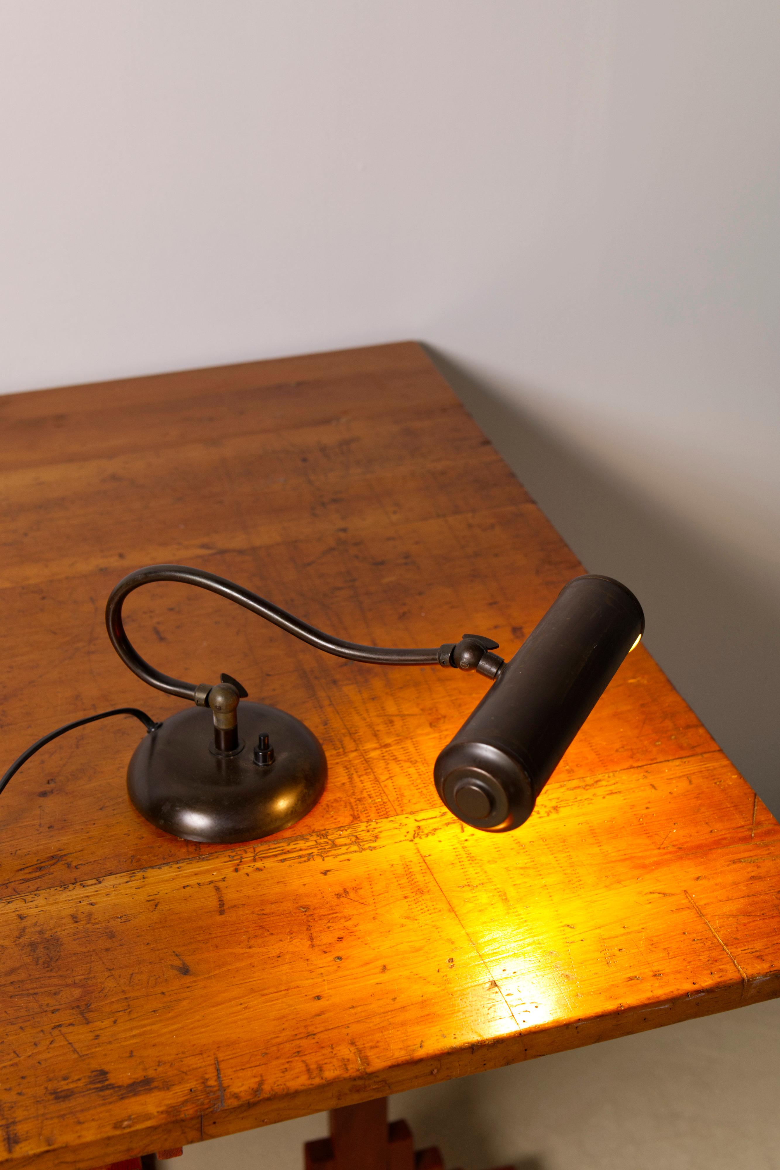 Skandinavische Art-Déco-Klavierlampe aus Messing, 1930er Jahre im Angebot 7