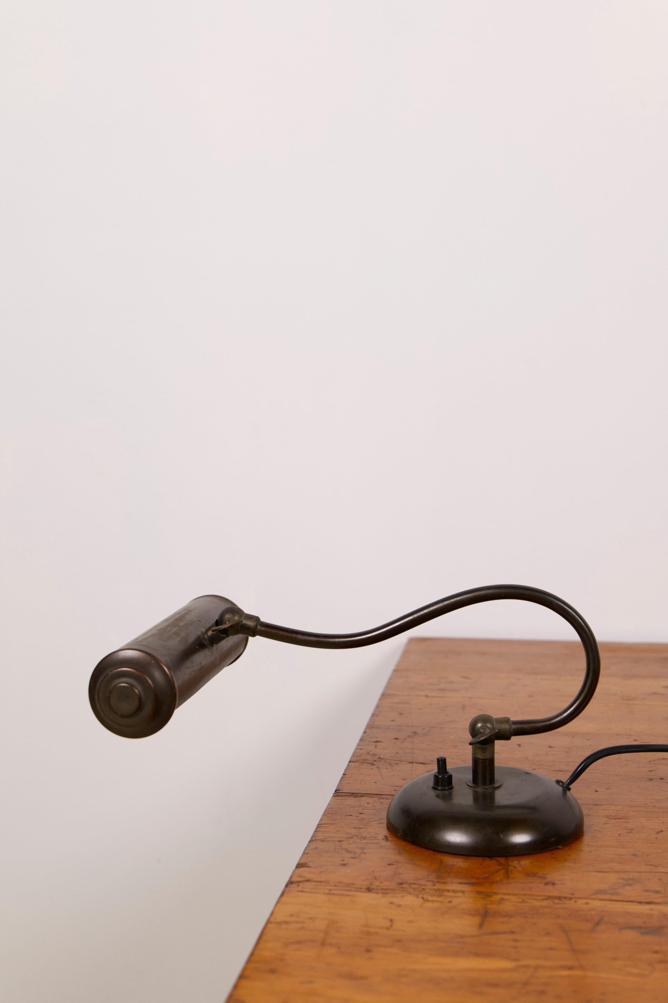 Skandinavische Art-Déco-Klavierlampe aus Messing, 1930er Jahre (Dänisch) im Angebot