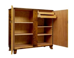 Schrank im skandinavischen Art-déco-Stil mit Intarsien aus Ulme und Birke