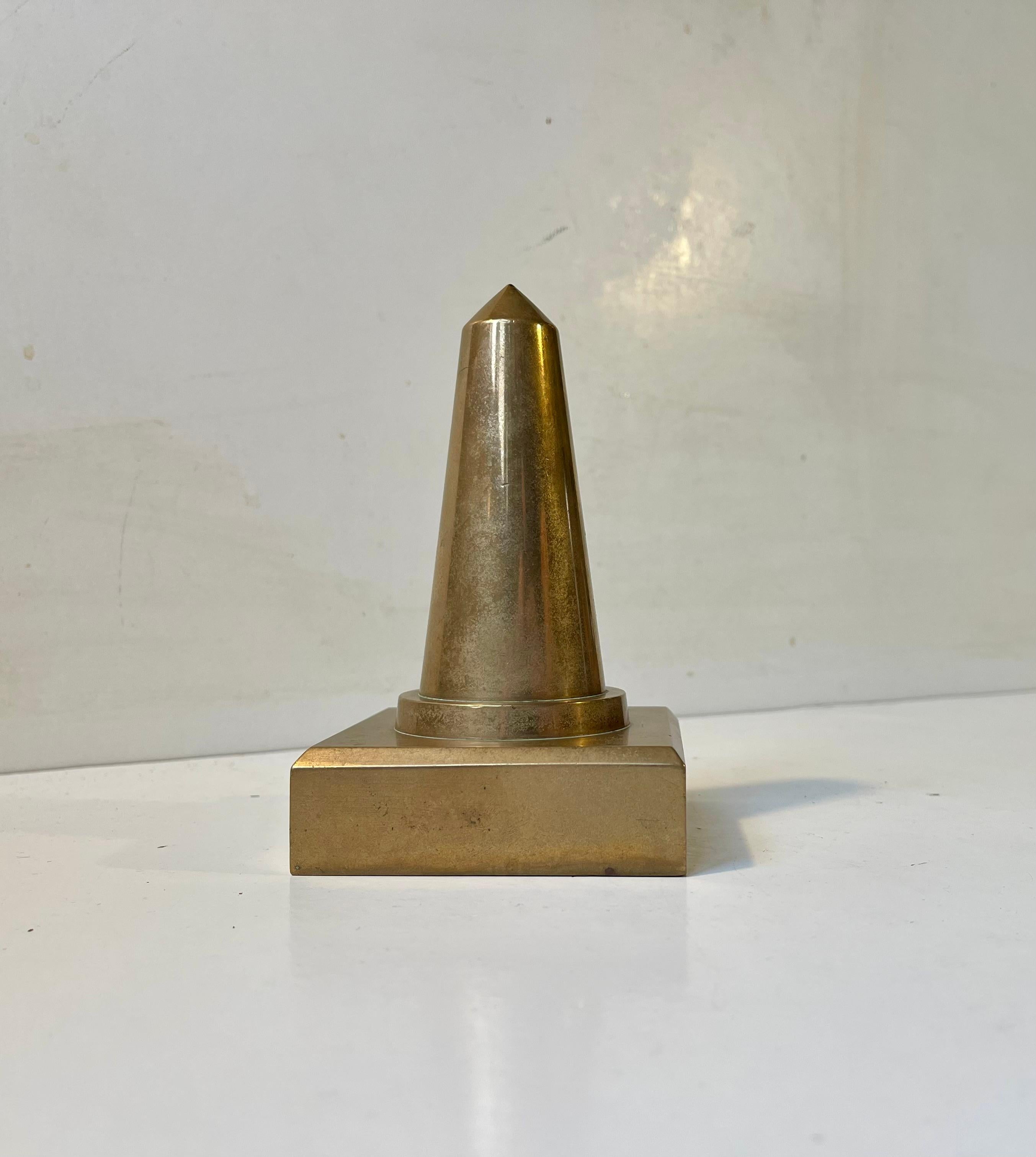 Scandinavian Art Deco Obelisk in Heavy Bronze, 1930s For Sale 2
