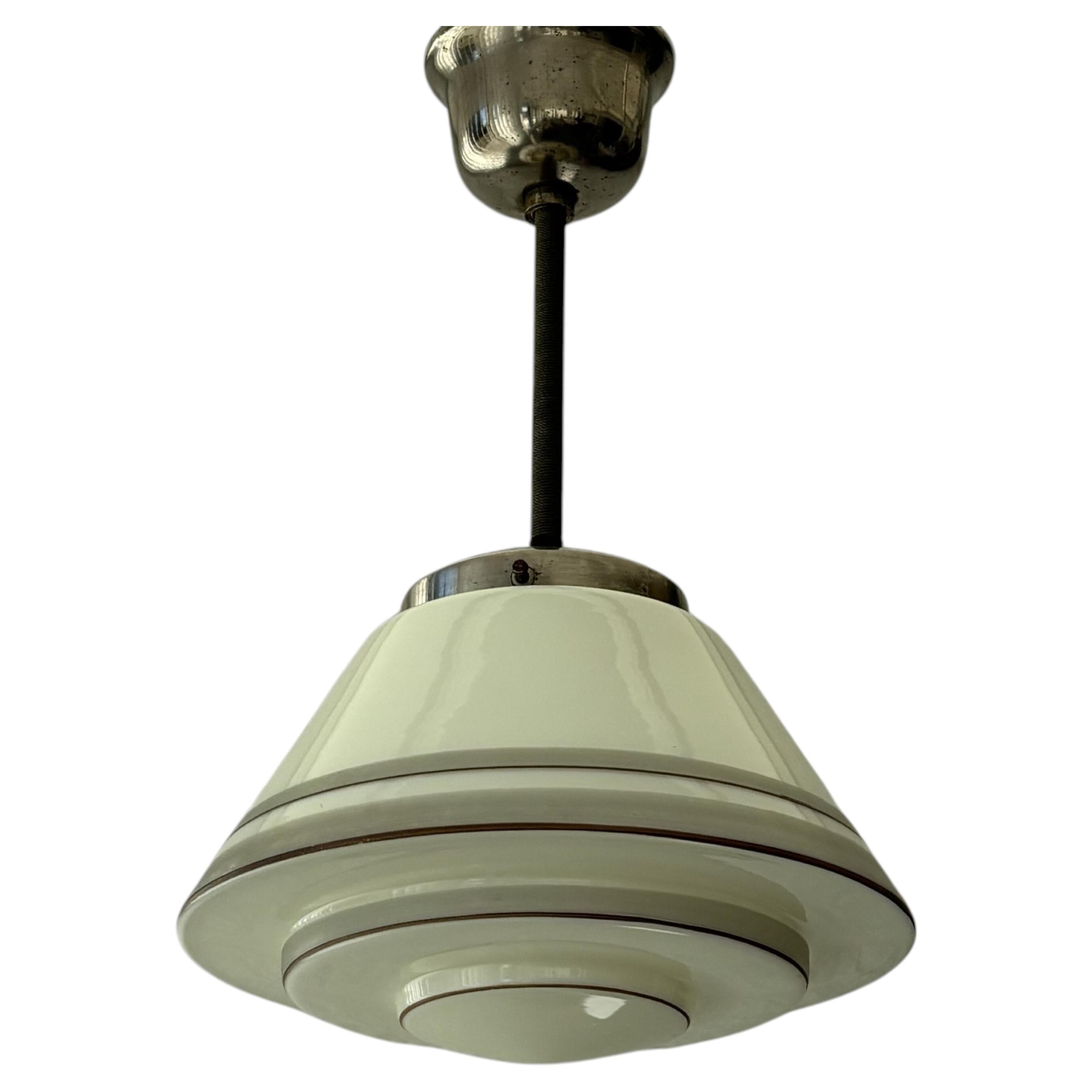 What is the difference between Art Deco and MCM?