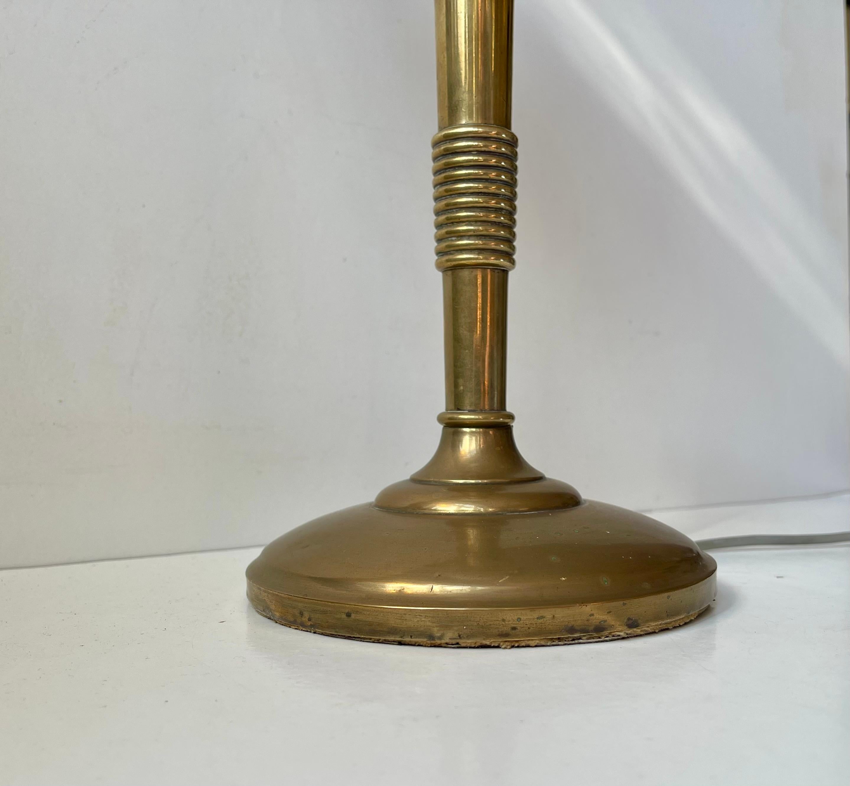 Scandinavian Art Deco Table Lamp in Bronze, Brass and Glass, 1940s For Sale 2