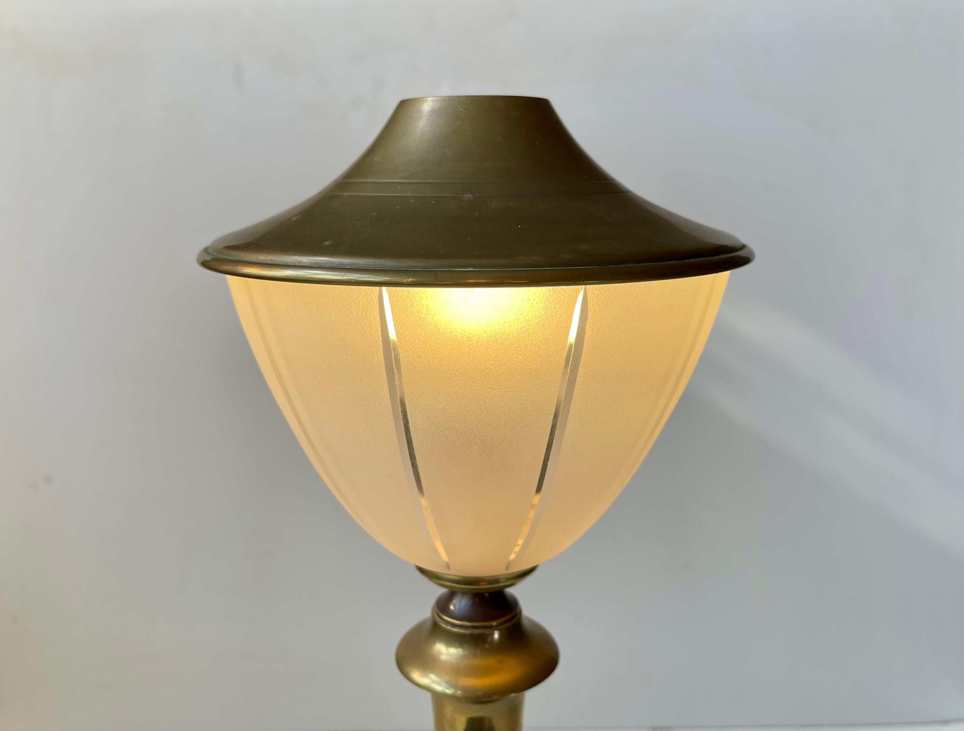 Scandinavian Art Deco Table Lamp in Bronze, Brass and Glass, 1940s For Sale 4