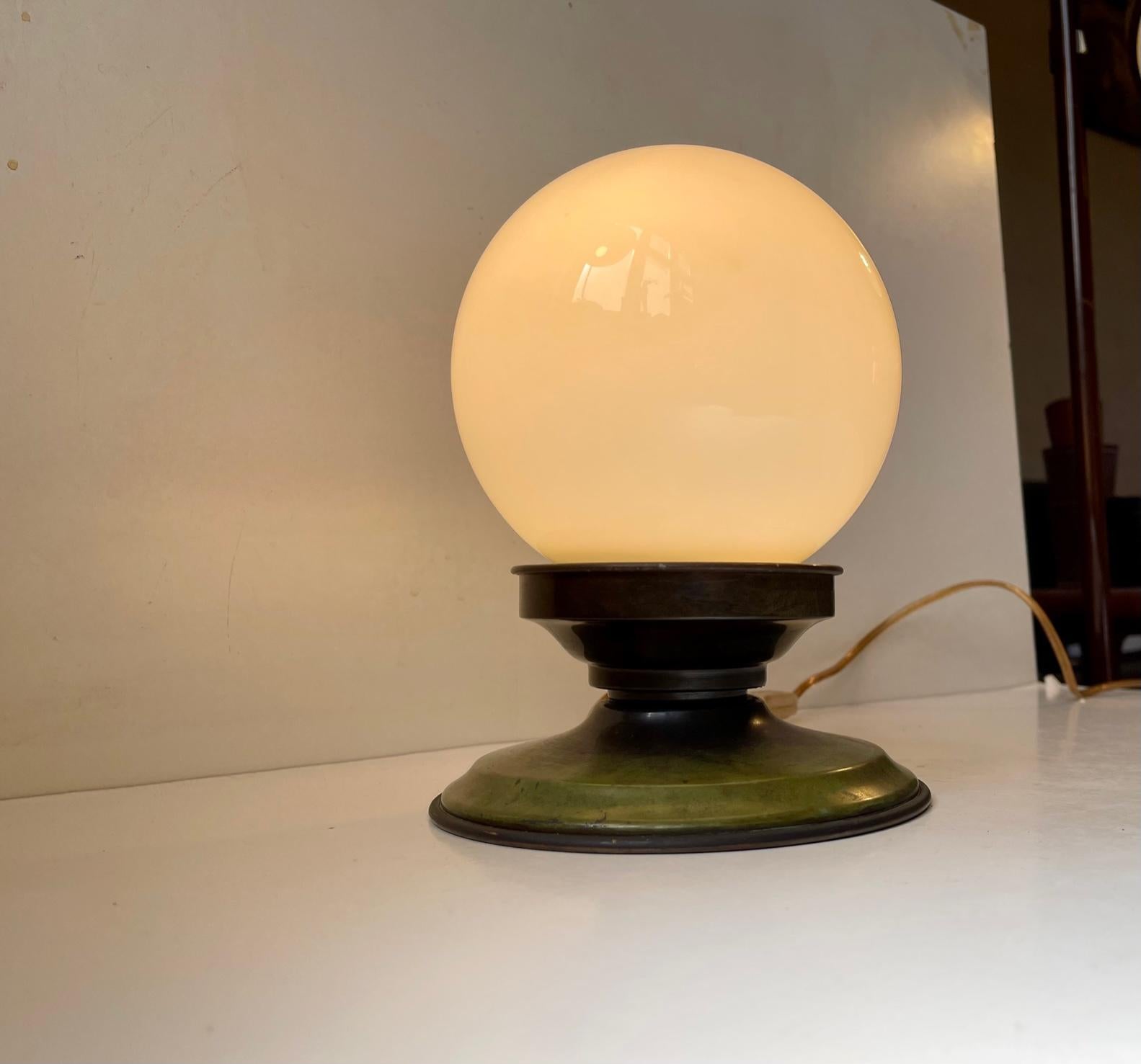 Scandinavian Art Deco Table Lamp in Green Bronze & Opaline Glass In Good Condition For Sale In Esbjerg, DK