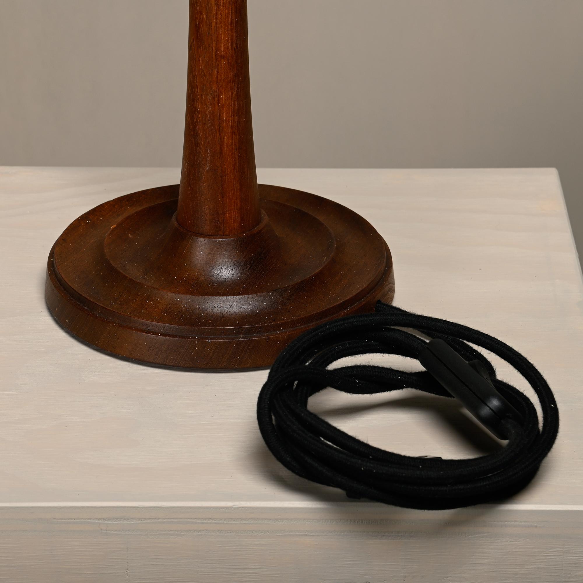 Scandinavian Art Deco Table Lamp in Teak, Denmark 1940s For Sale 3