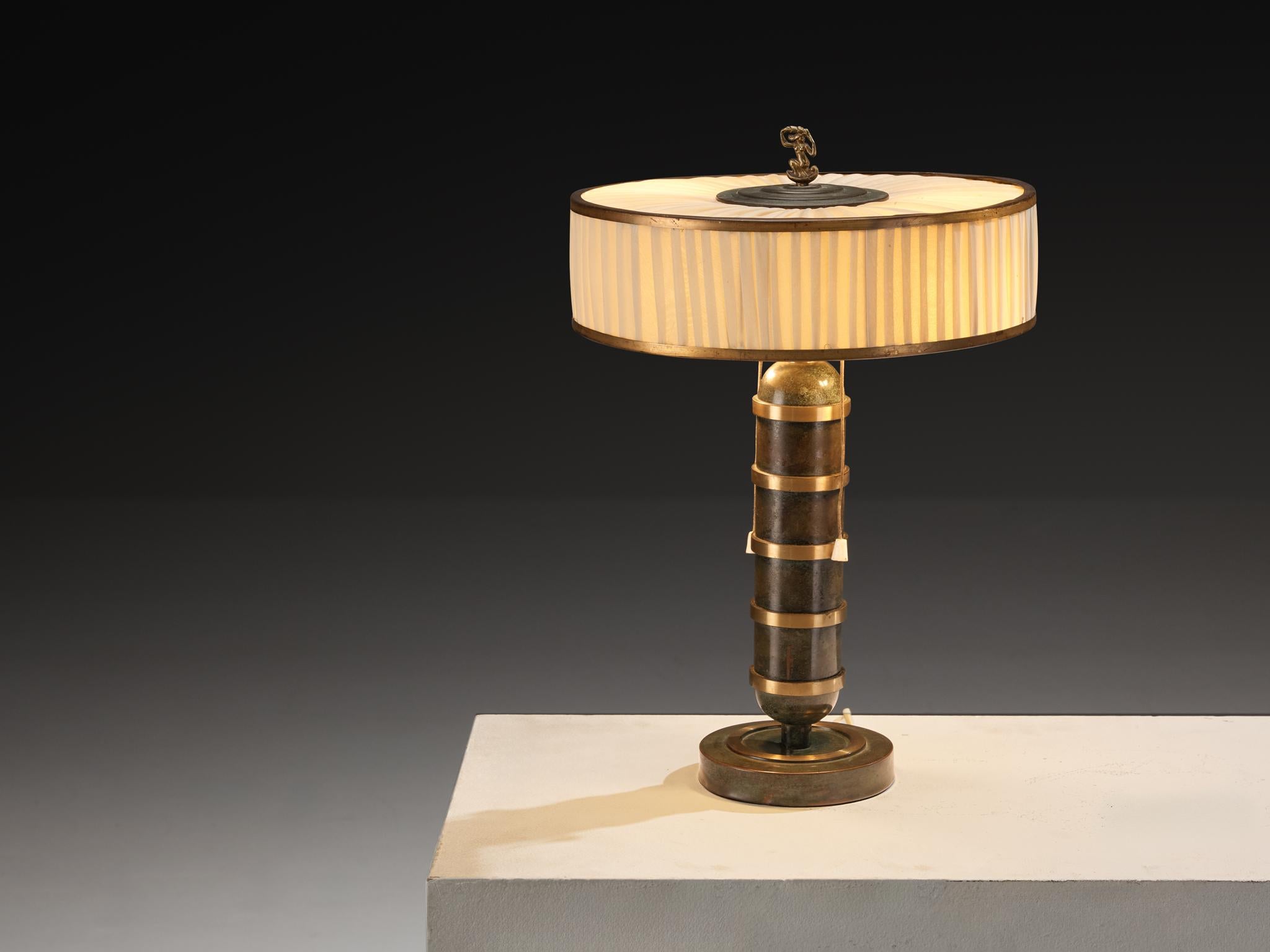 Lampe de table Art déco scandinave en laiton bronzé en vente 2