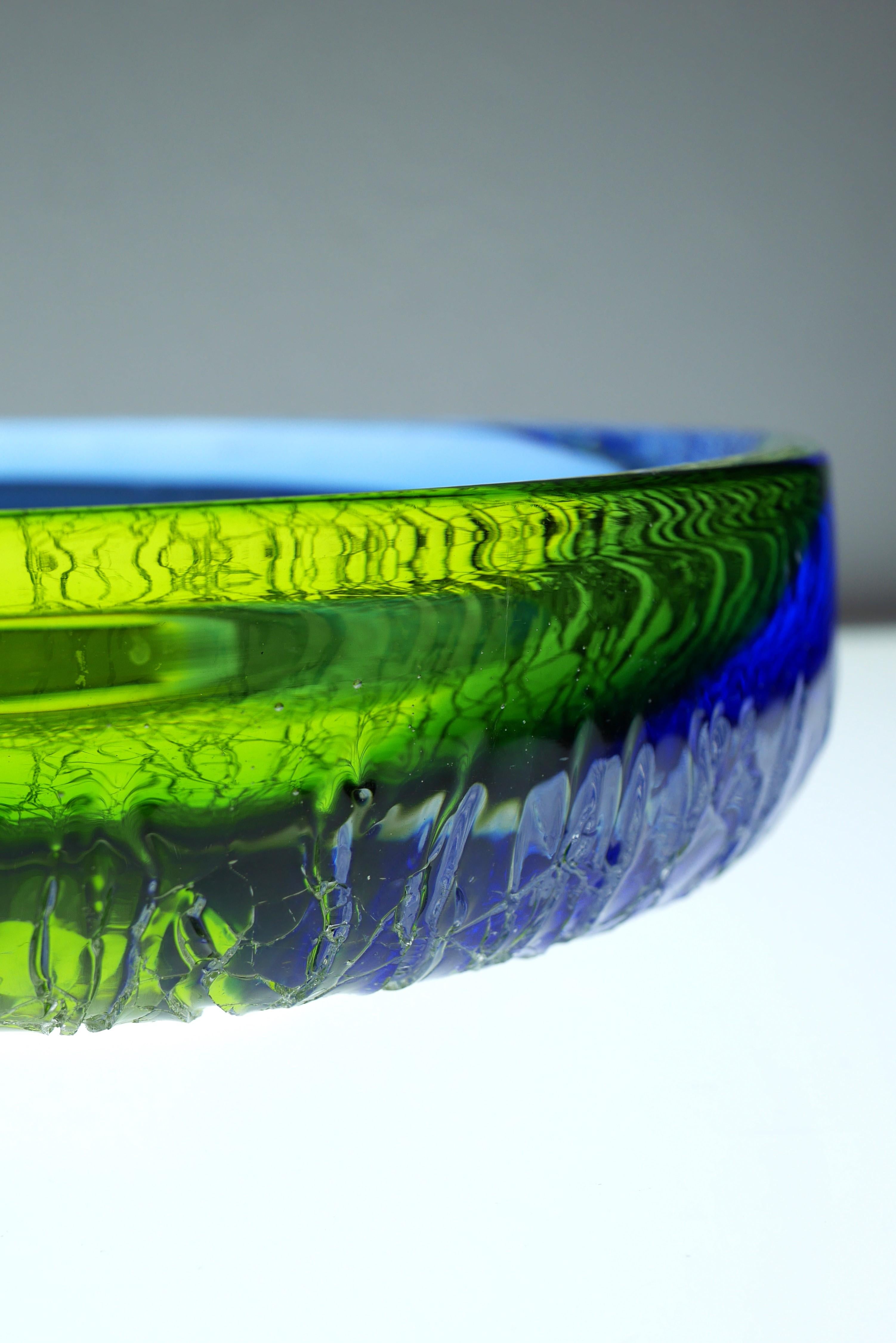 Late 20th Century Scandinavian Art glass bowl with amazing colors by Göran Wärff Kosta, Sweden
