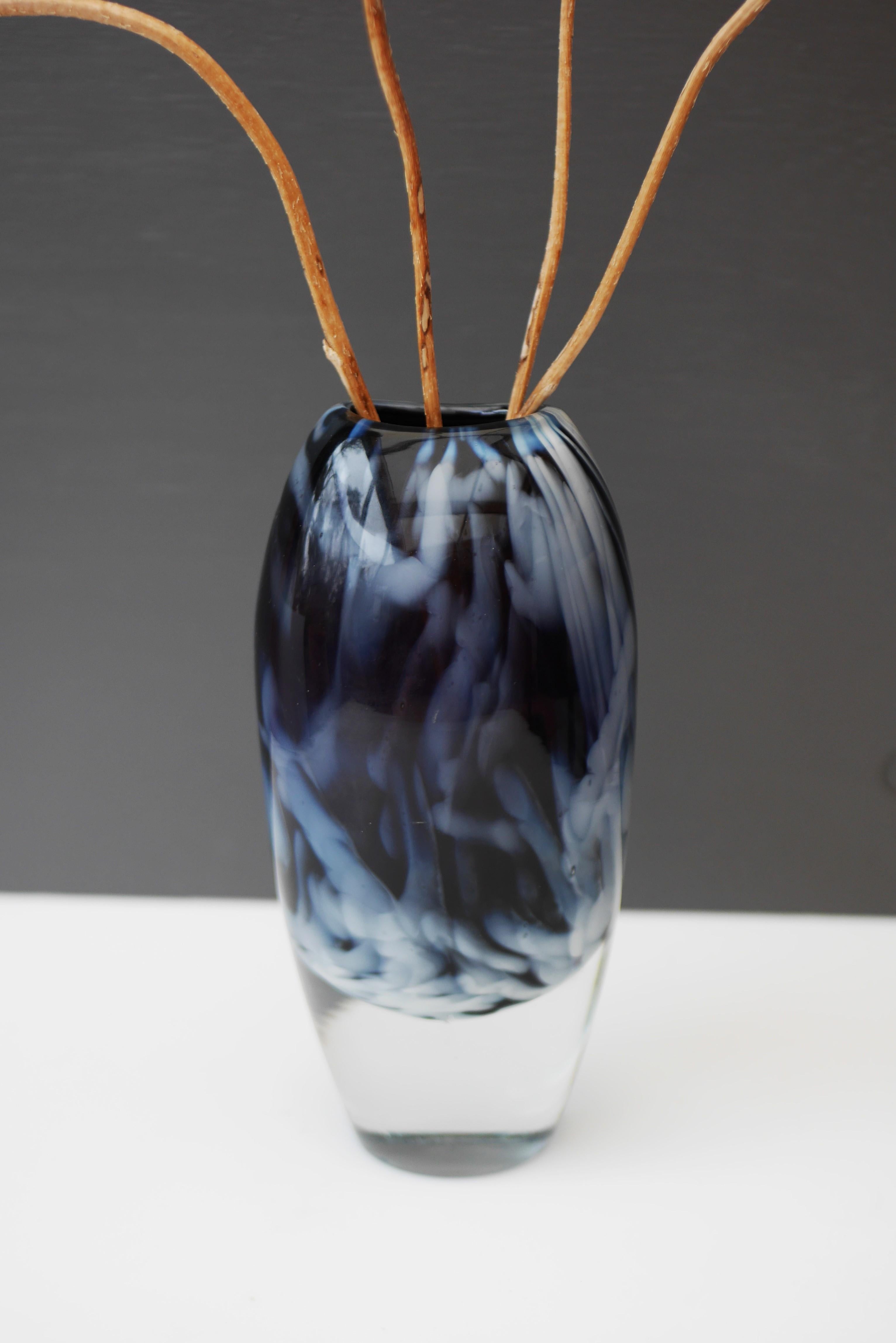 Swedish Scandinavian art glass Vase by Kjell Engman, Sea Glassbruk, Sweden For Sale