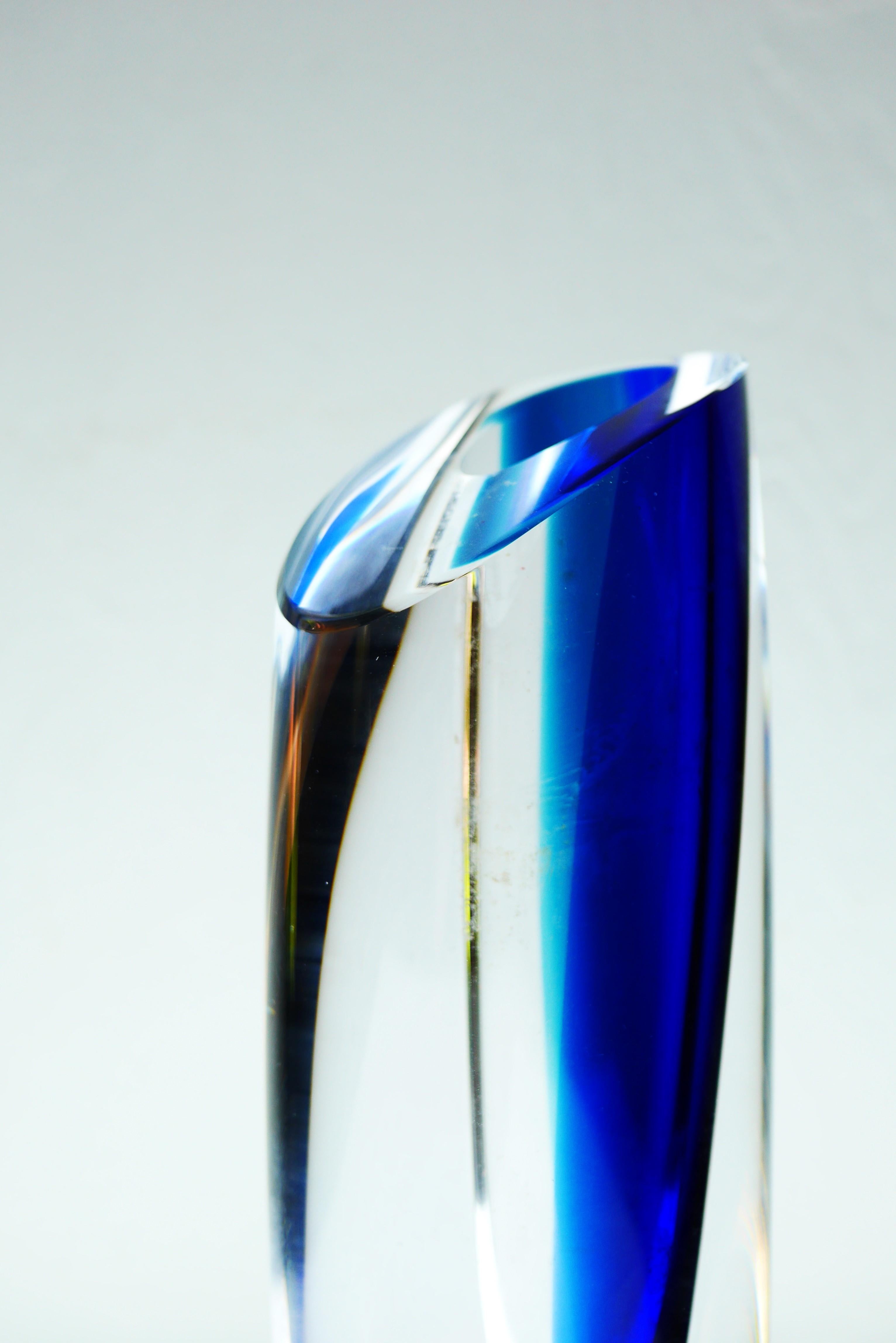 Mid-Century Modern Scandinavian Art glass vase, 