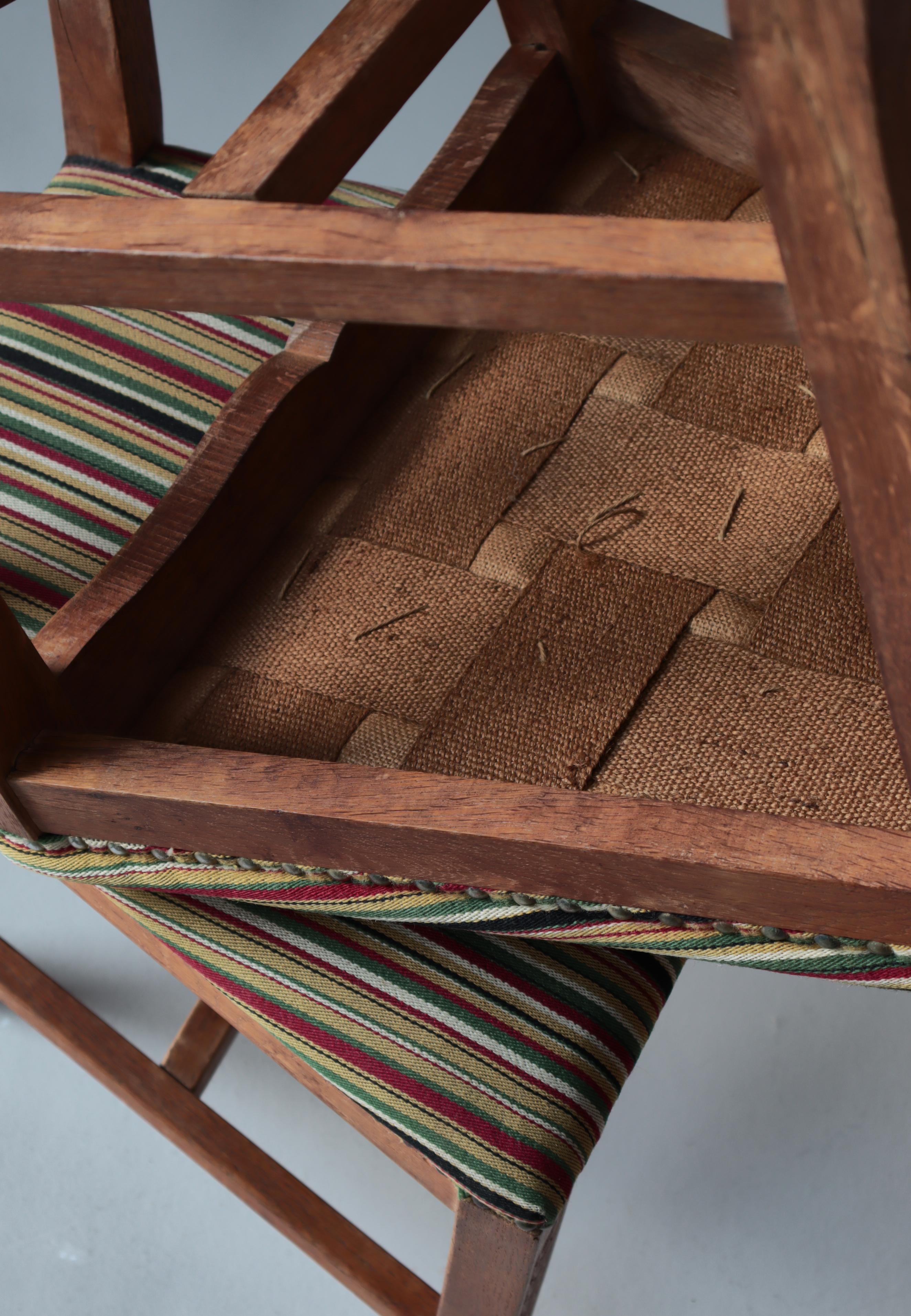 Scandinavian Art Nouveau Skönvirke Chairs in Carved Oak, Denmark, 1930s For Sale 9