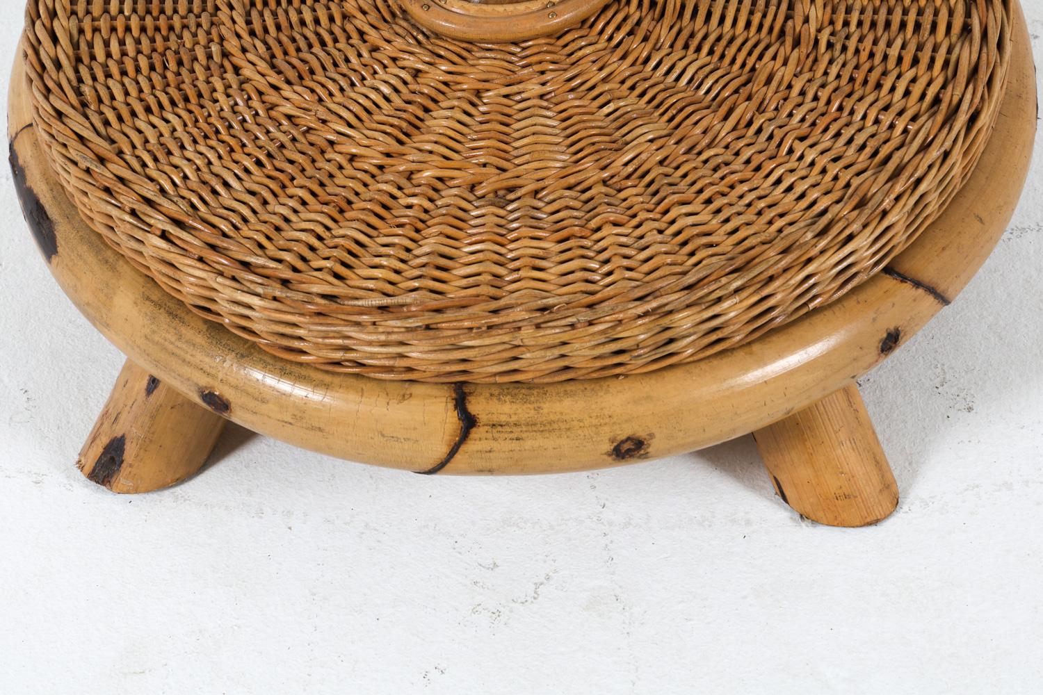 Laiton Lampadaire arc scandinave en bambou et rotin, circa 1960s en vente